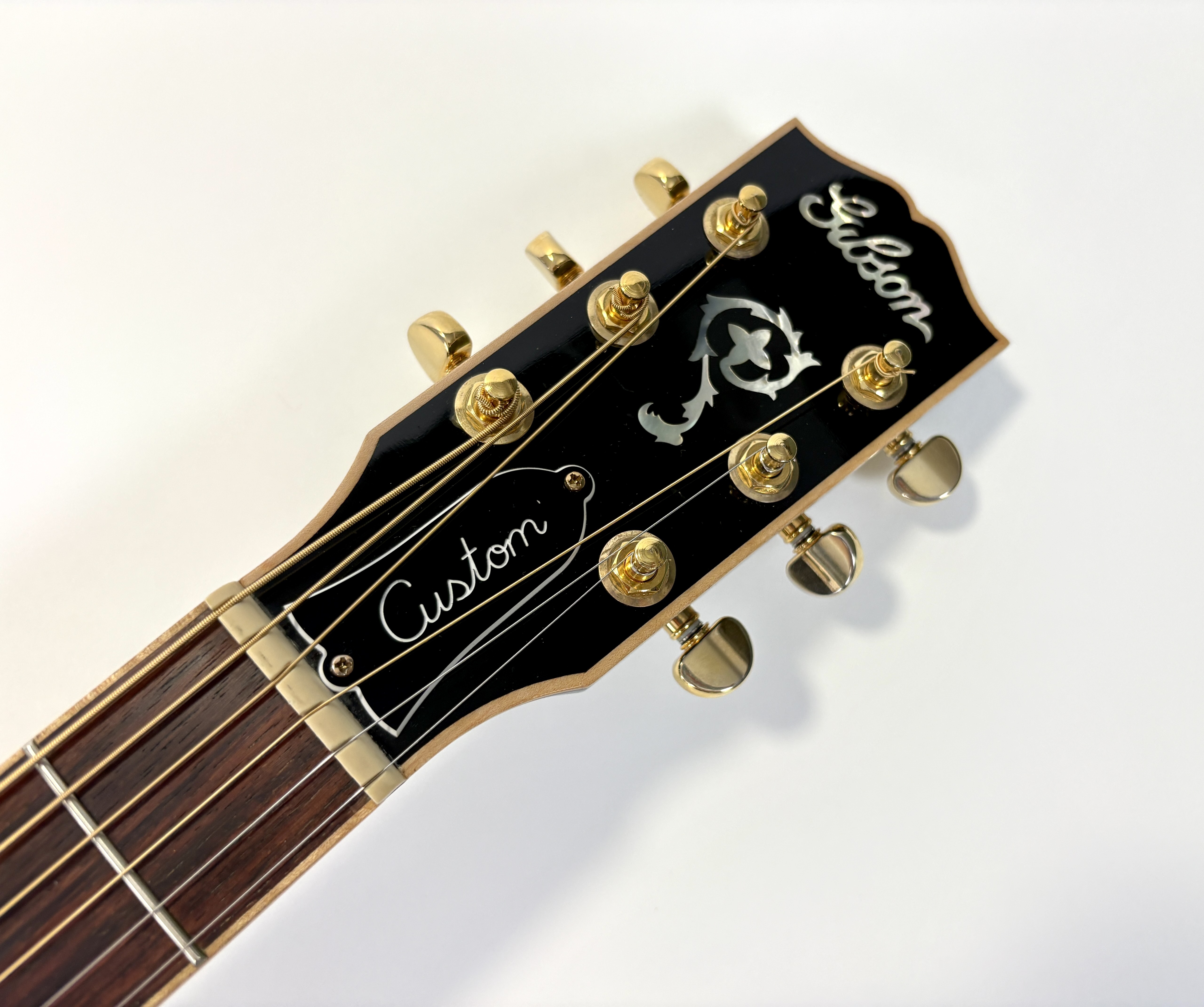 Gibson Songwriter Deluxe Custom (30145)