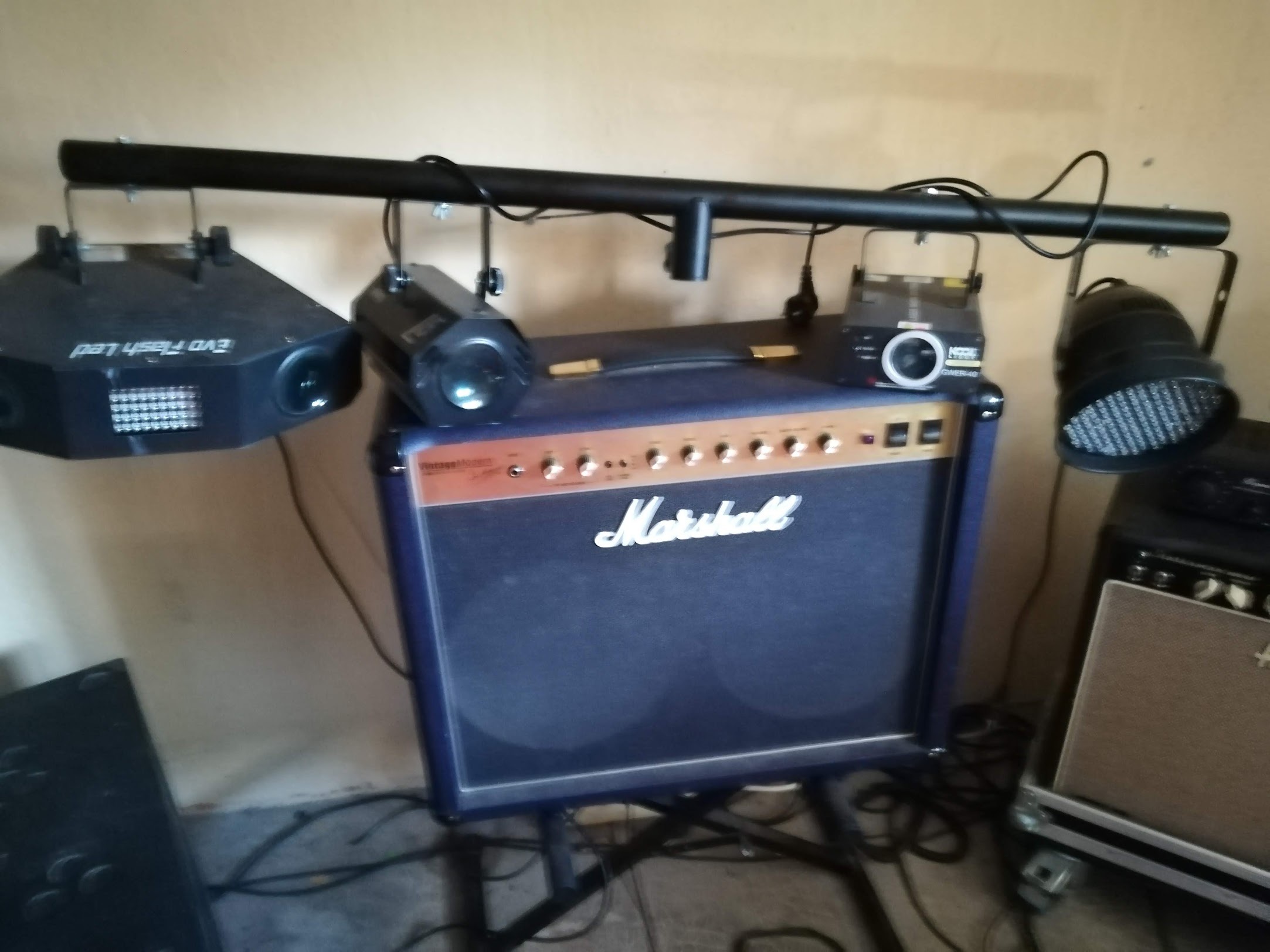 Vend amplificateur Marshall vintage 