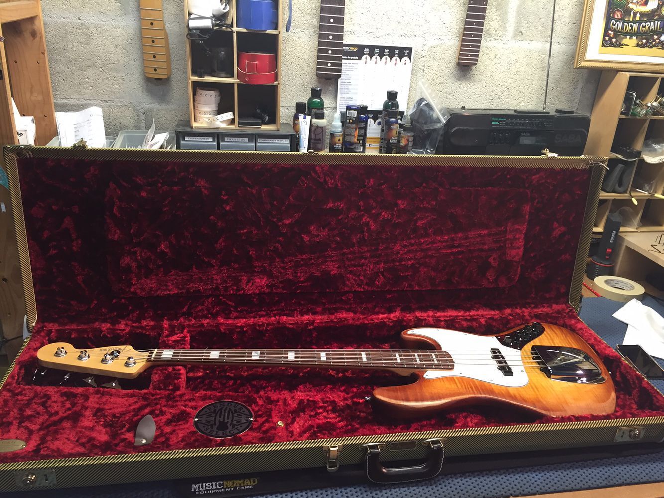fender-jazzbass-select-2