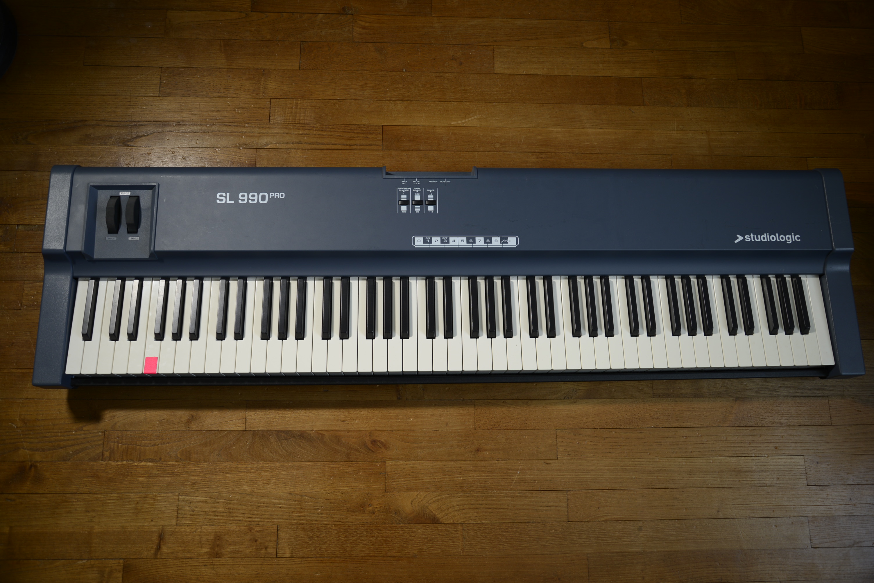 Vends clavier MIDI Studiologic (bien lire l'annonce)