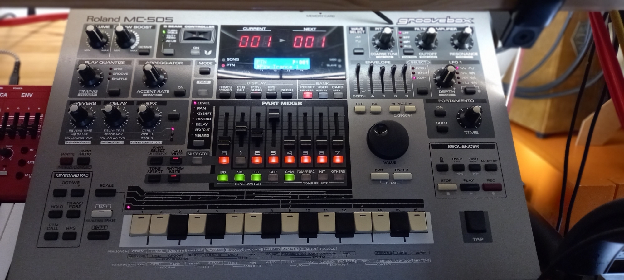 Roland MC-505 (3574)