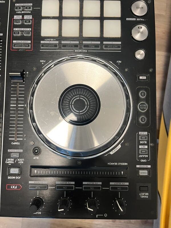 1789049807 (5)