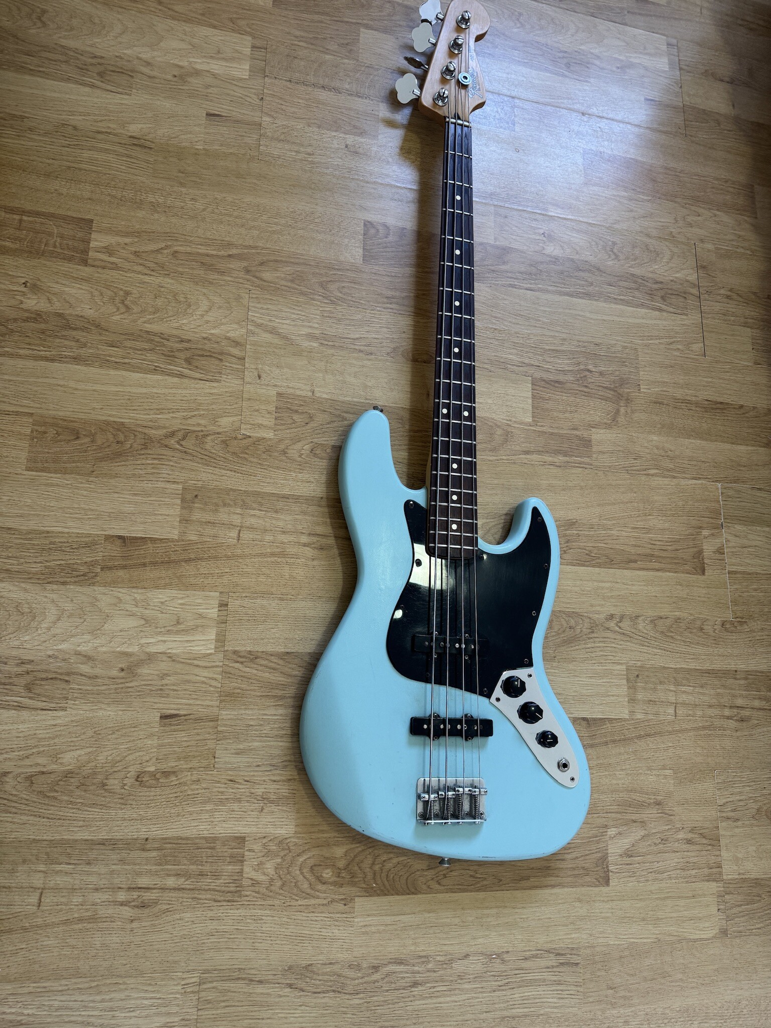 Fender Jazz Bass Standard Mexico 2001 — look custom relic bleu