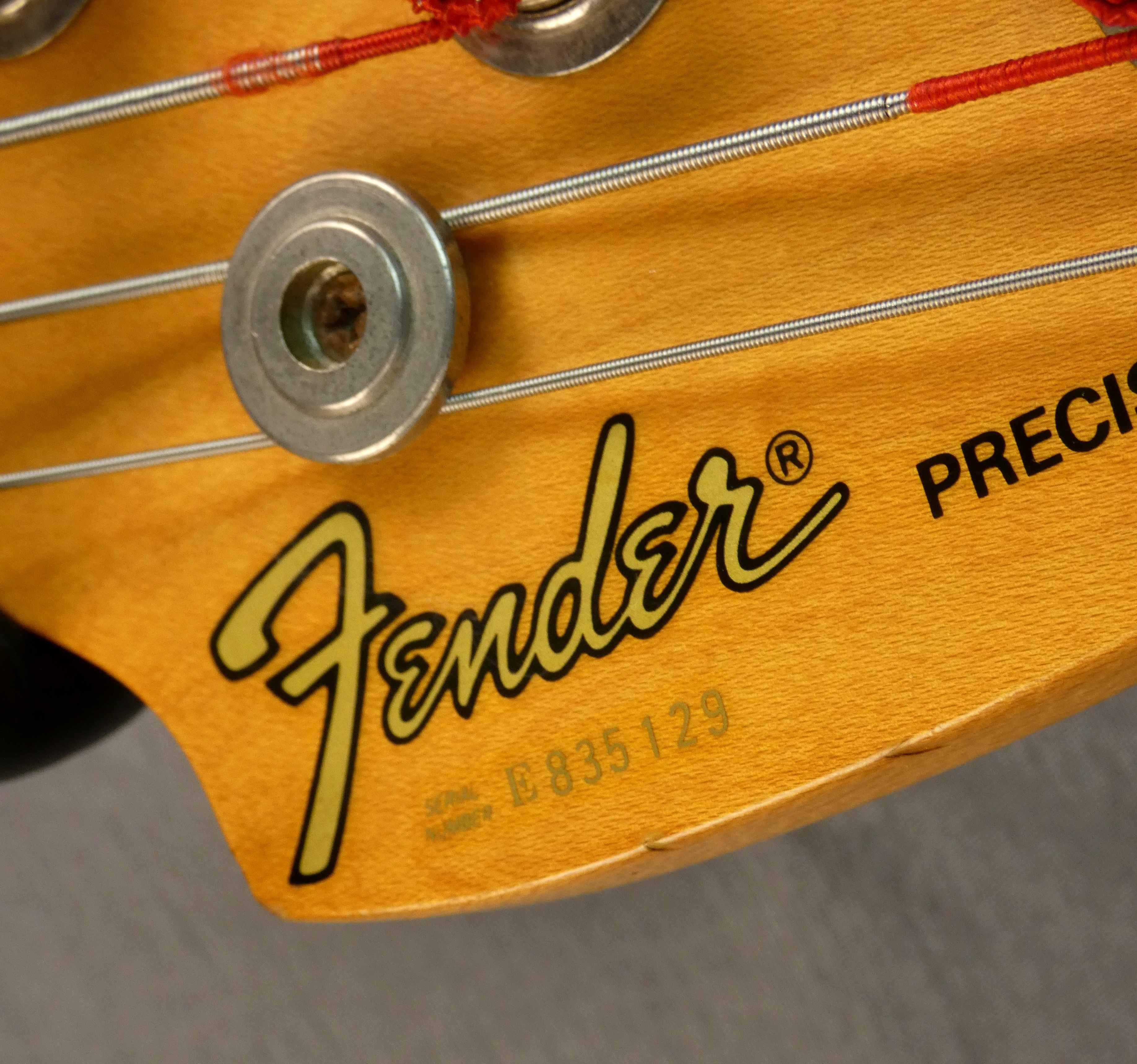fender precision bass standard sunburst 1988 japon japan (3)