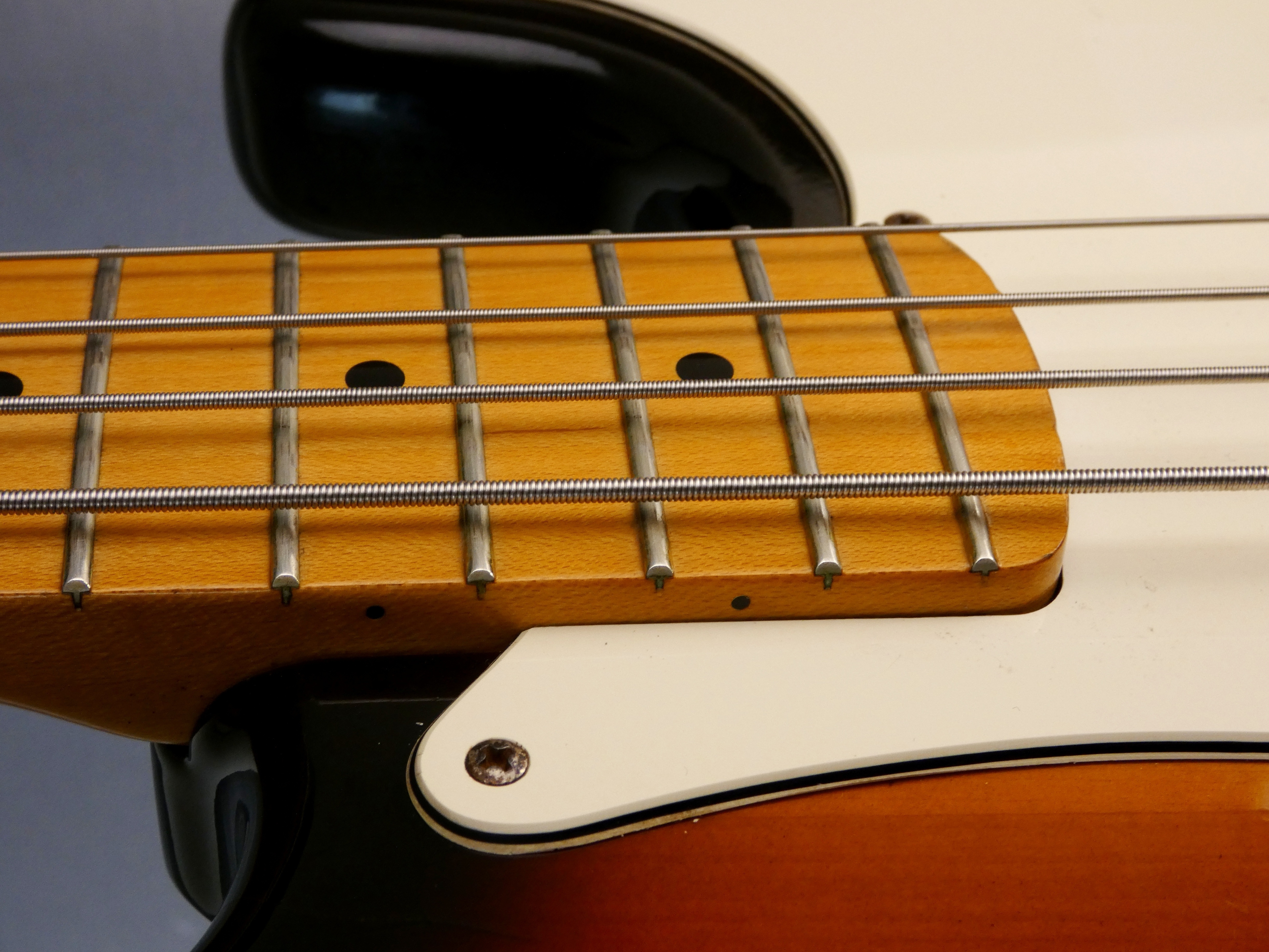 fender precision bass standard sunburst 1988 japon japan (9)