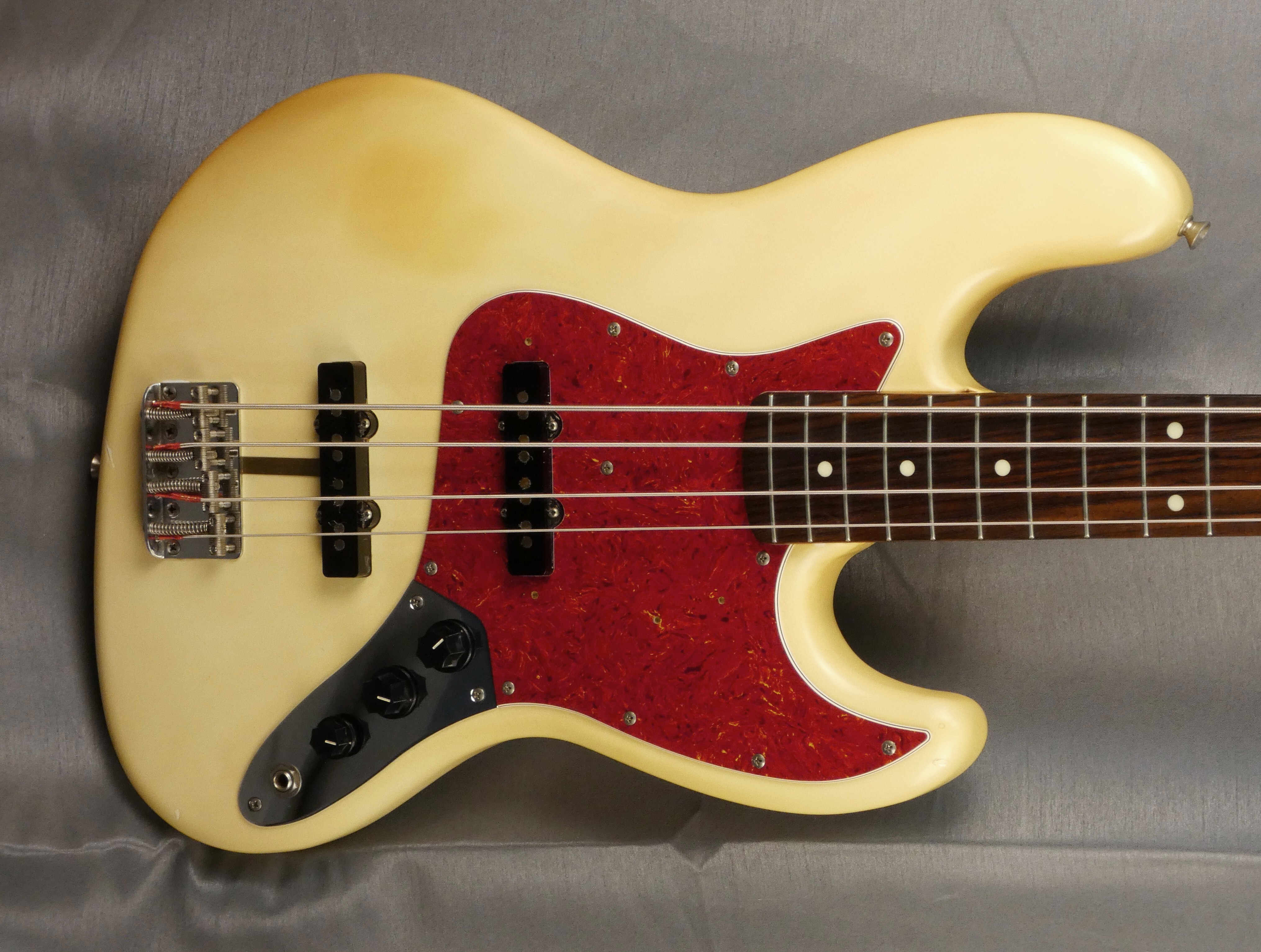 fender jazz bass JB62-950 US white 1991 1990 japon japan (4)