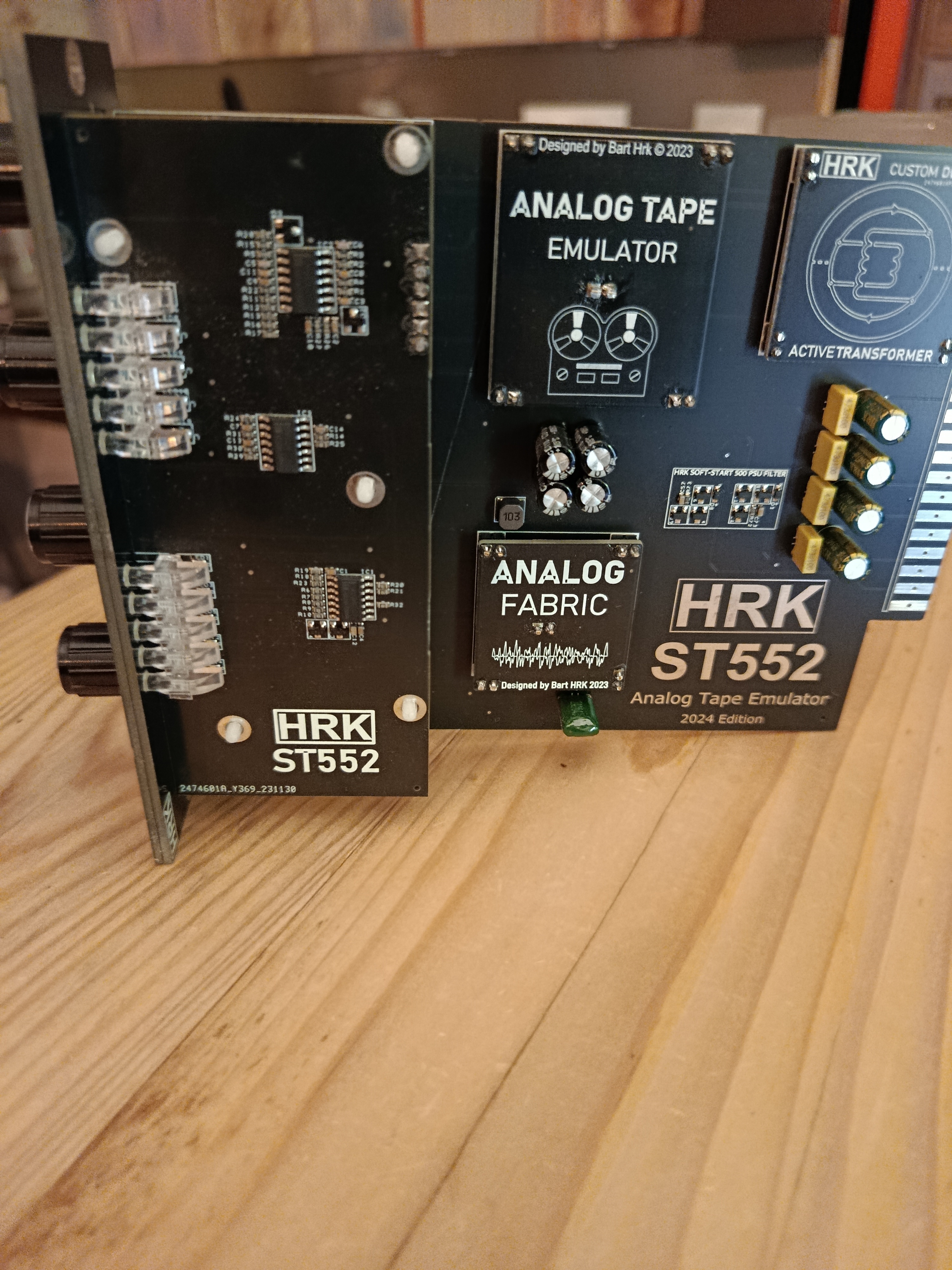 Vends Paire HRK ST552
