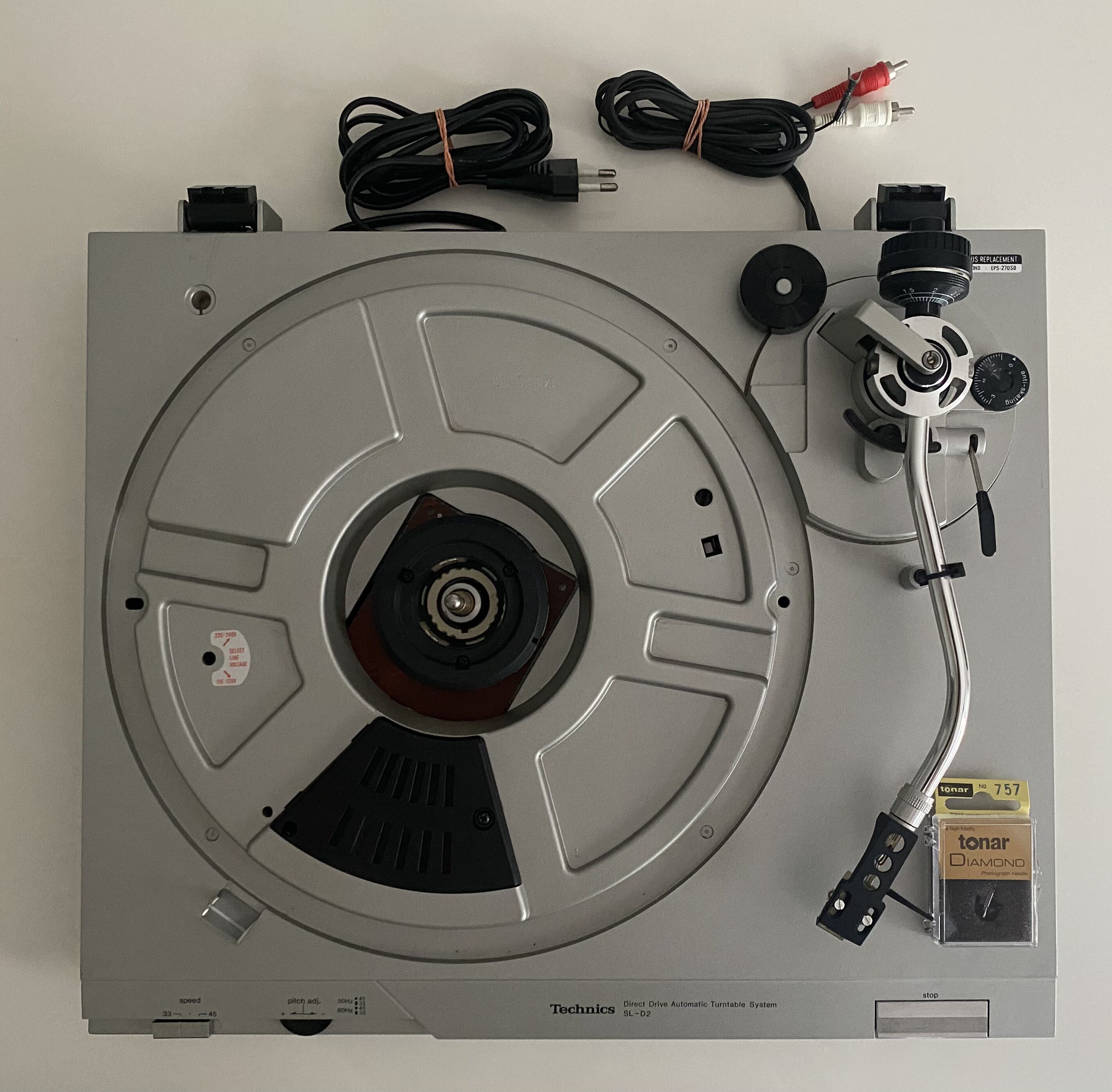 TECHNICS SL-D2IMG 9695