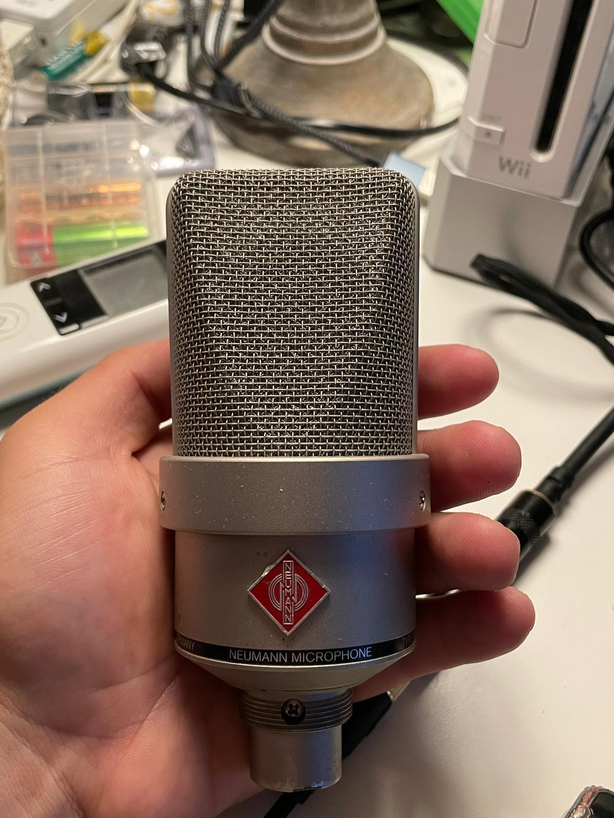 Vends TLM 103 (début des années 2000) avec bonde Neumann