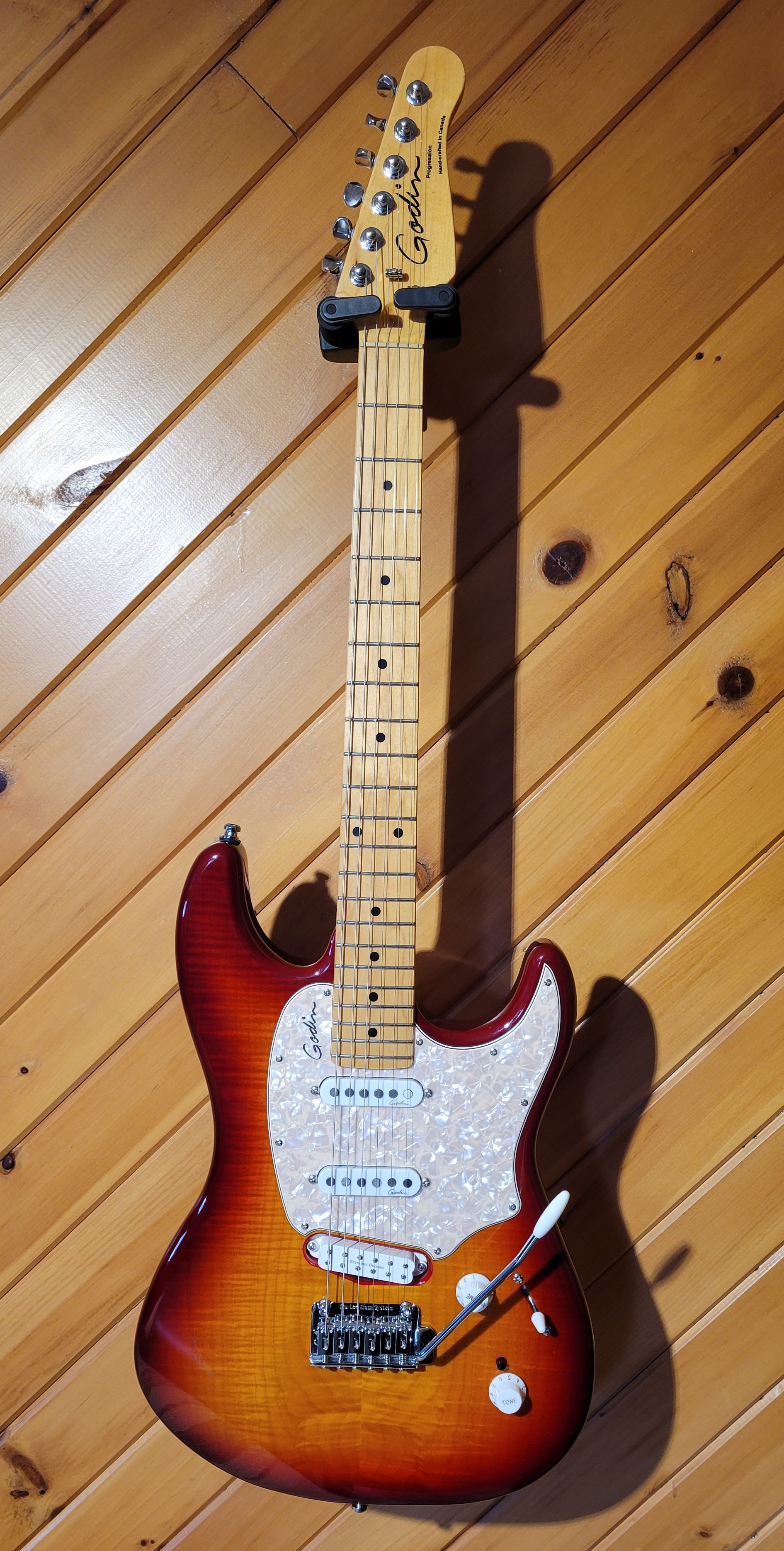 Godin Progression Plus