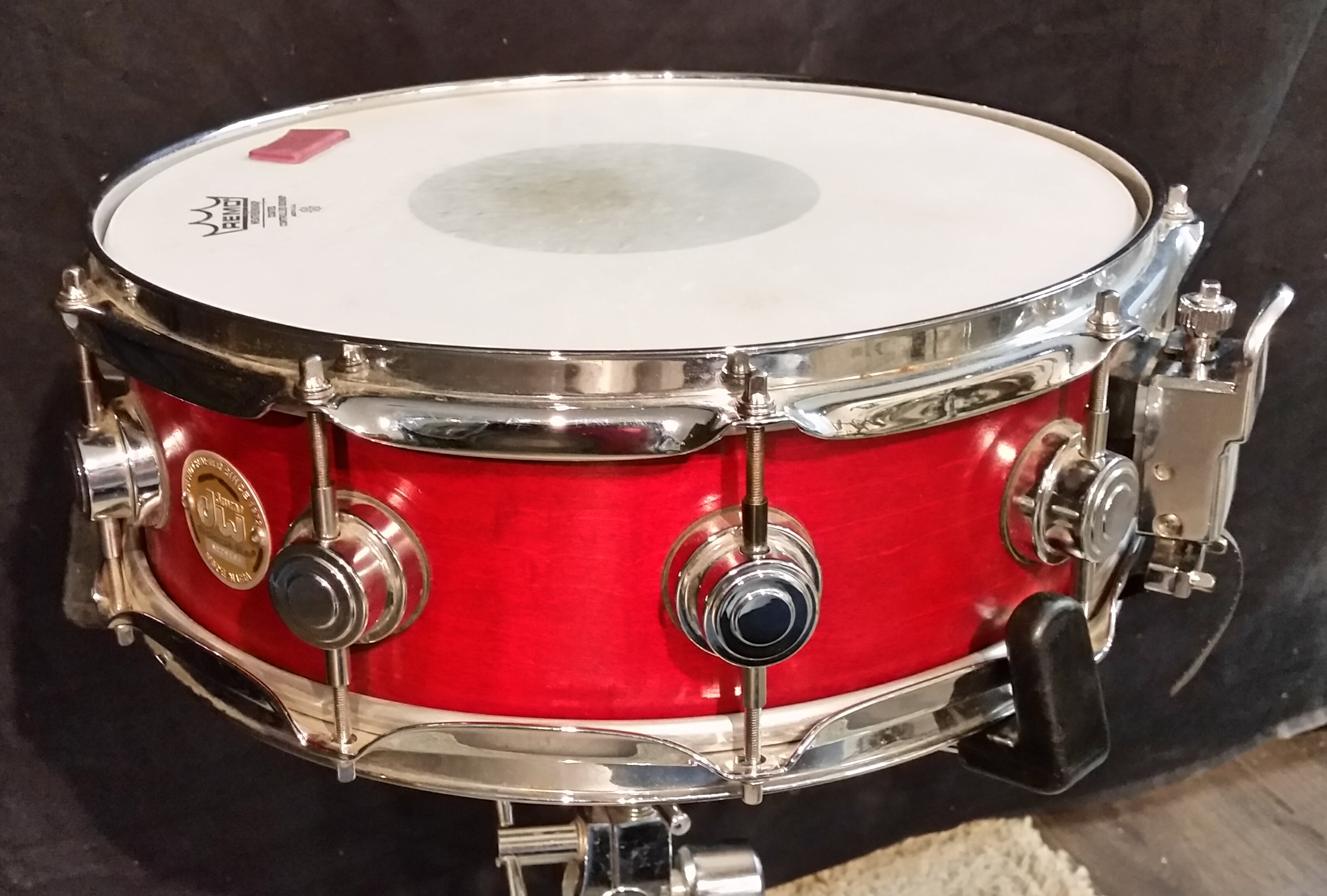 CAISSE CLAIRE DW COLLECTOR Magnifique caisse claire DW COLLECTOR 14'' x 5''  