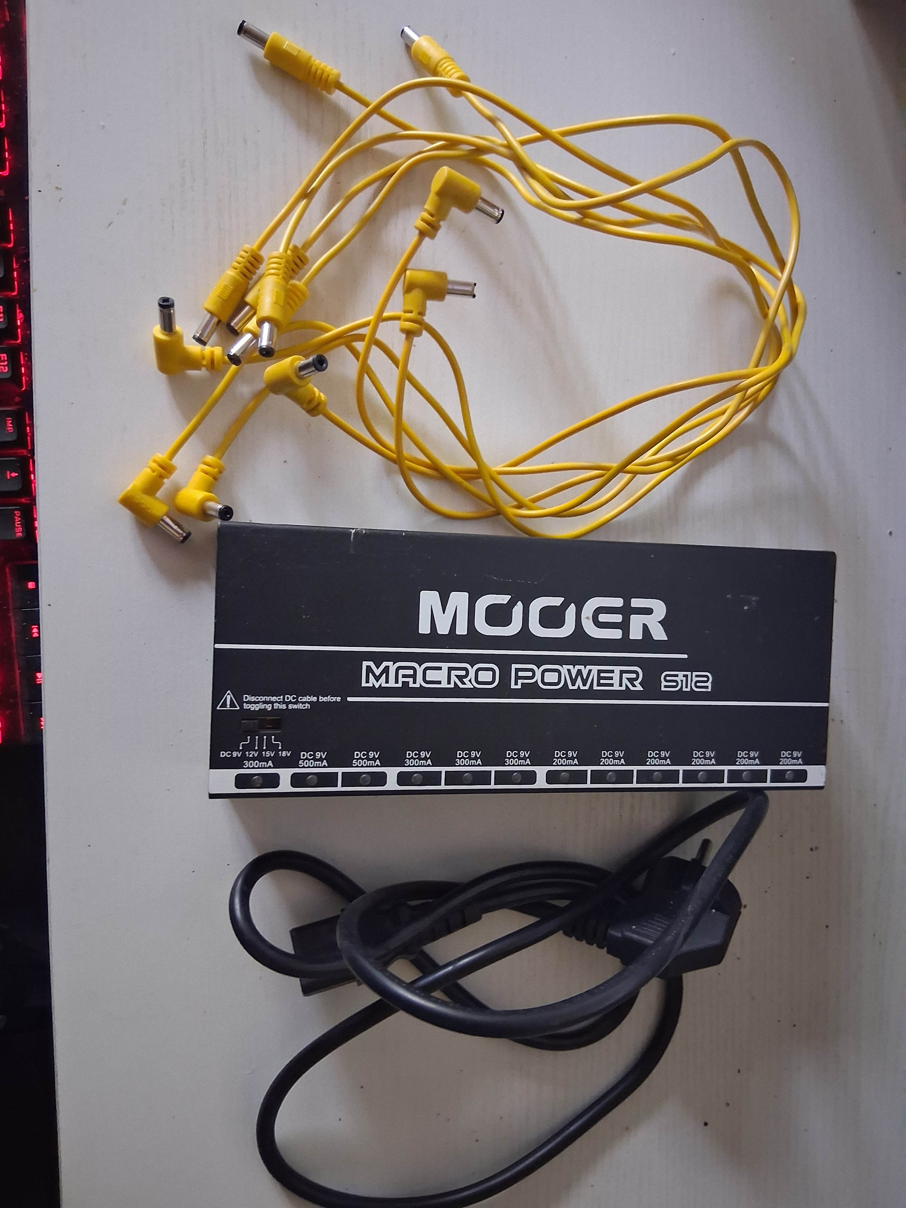 vend Mooer Macro Power S12 
