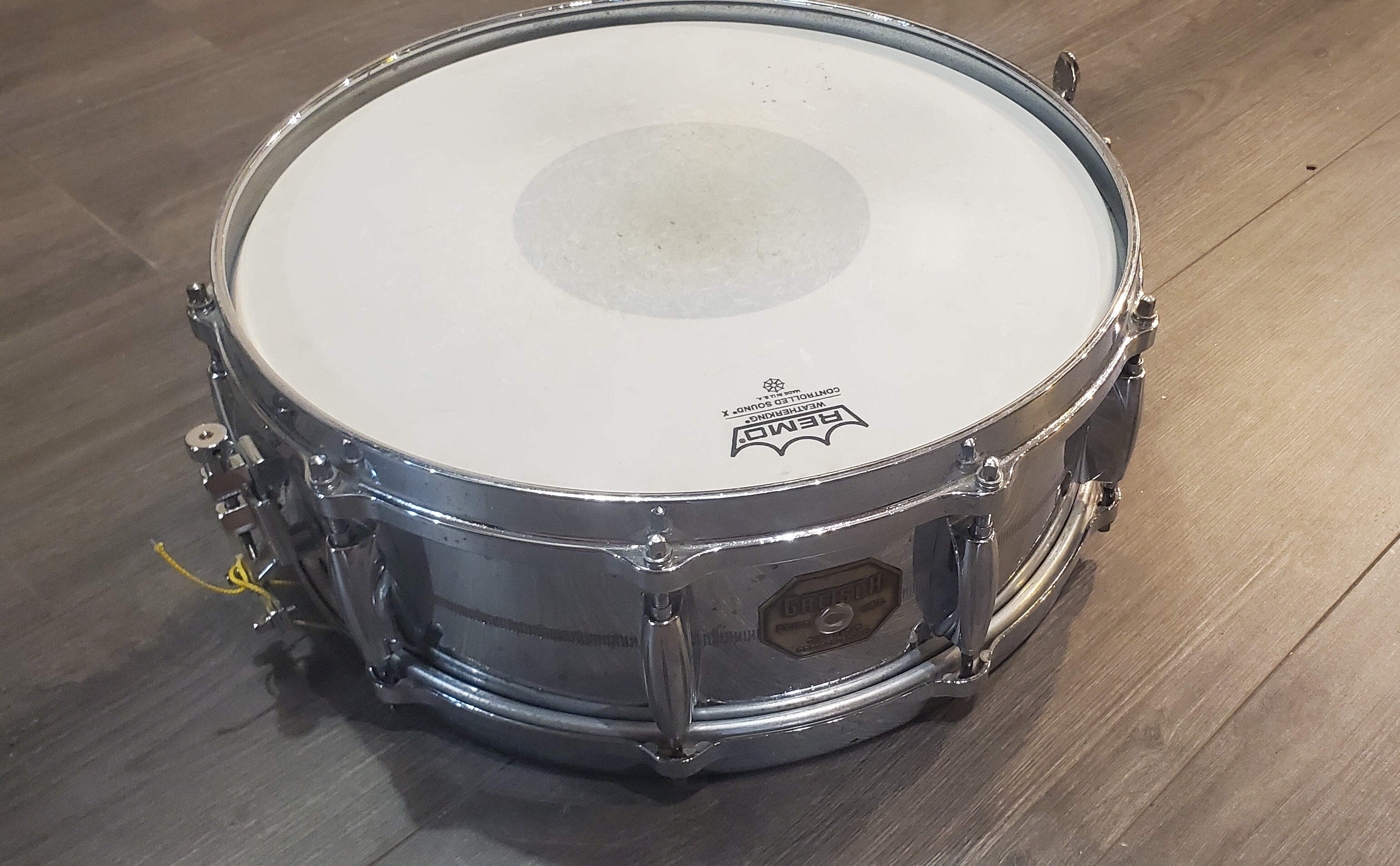 Gretsch Broadkaster Chrome over brass snare 14'' x 5'' (30769)