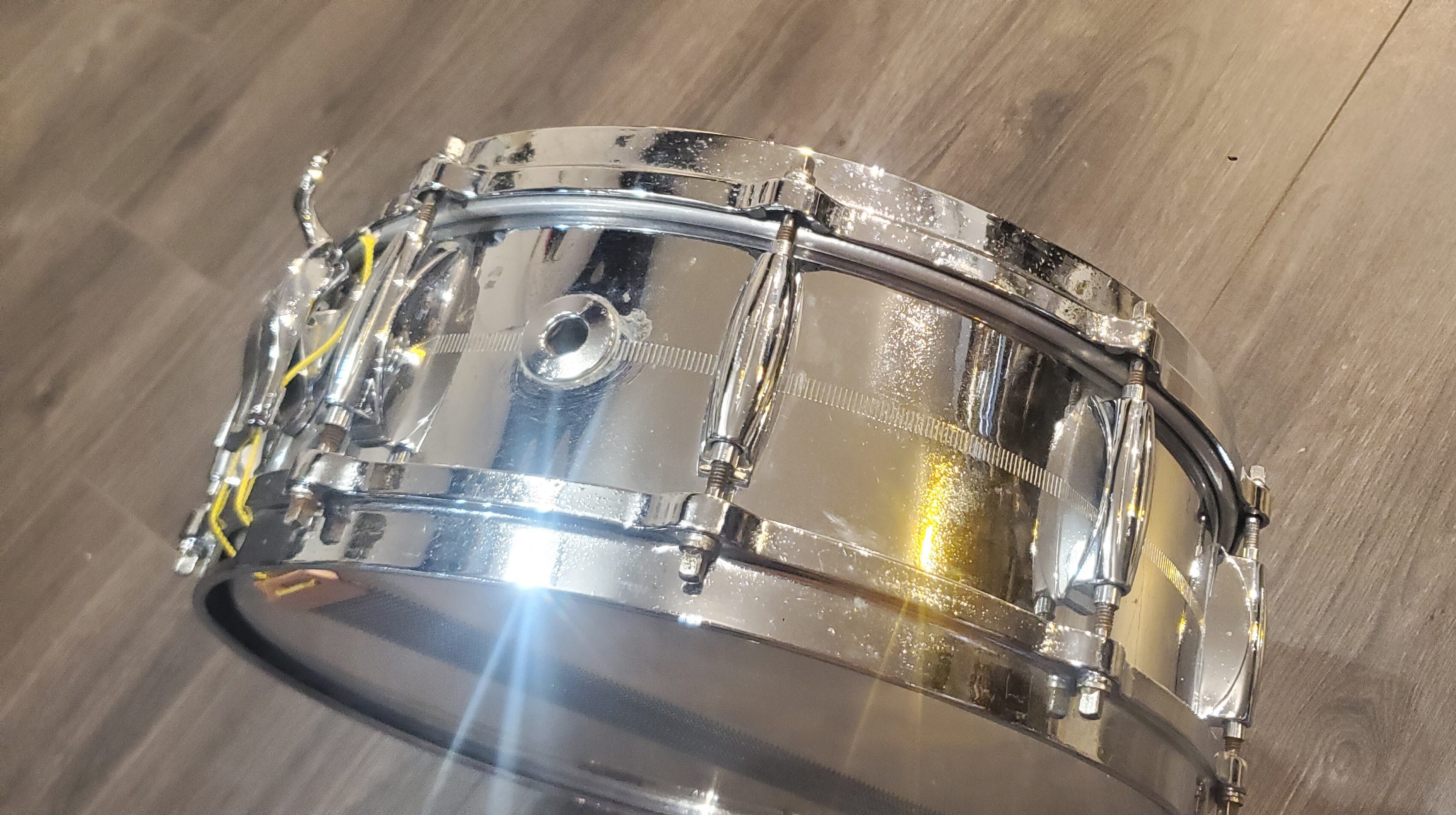 Gretsch Broadkaster Chrome over brass snare 14'' x 5'' (78848)