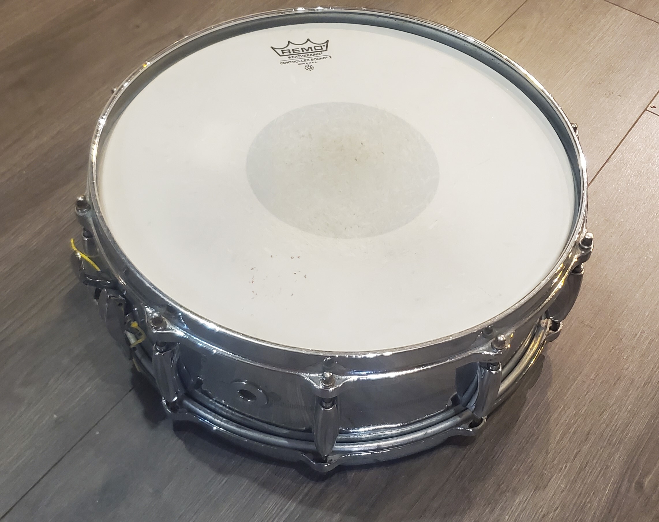 Gretsch Broadkaster Chrome over brass snare 14'' x 5'' (84854)
