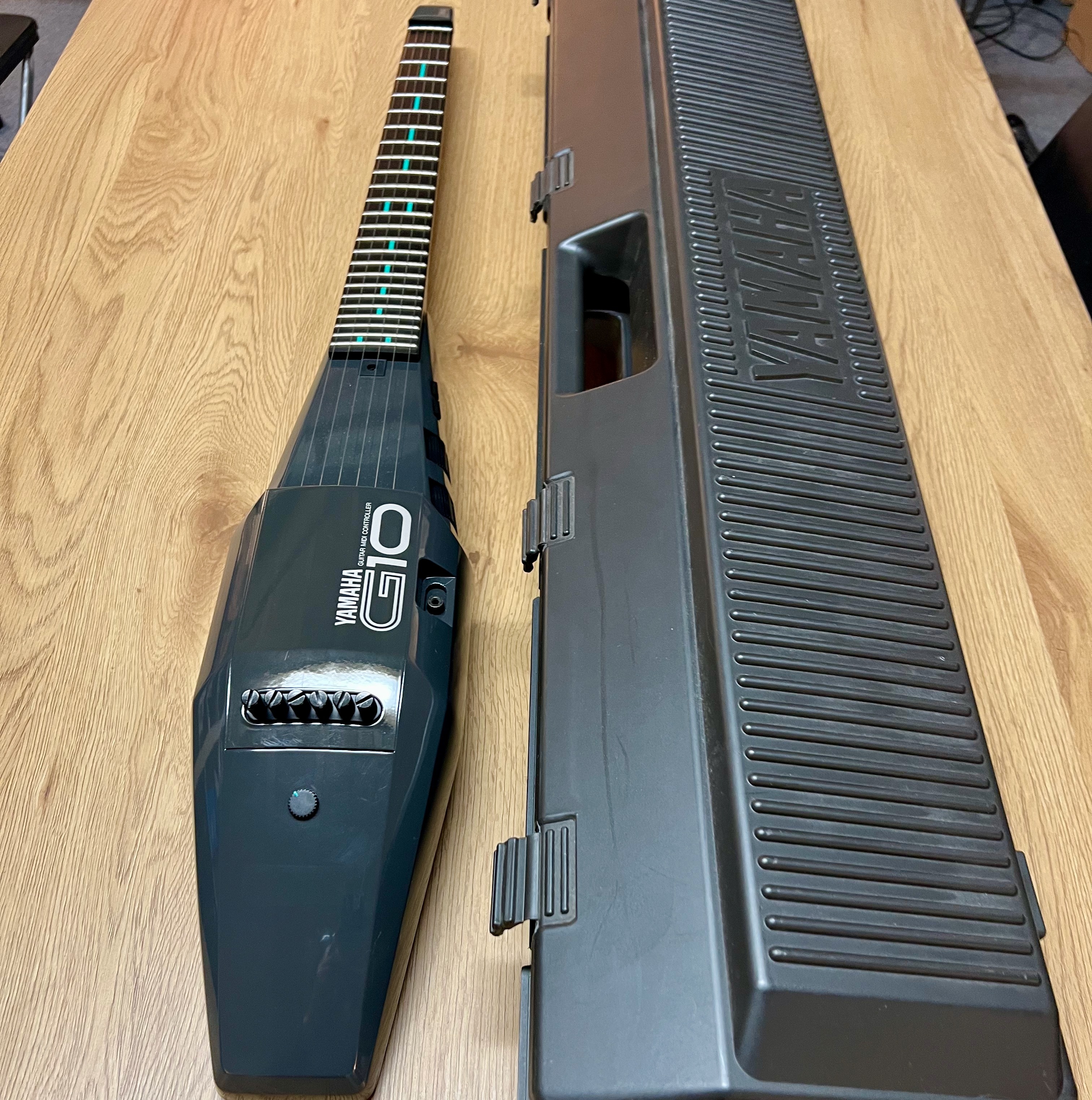 Yamaha G10 (66839)