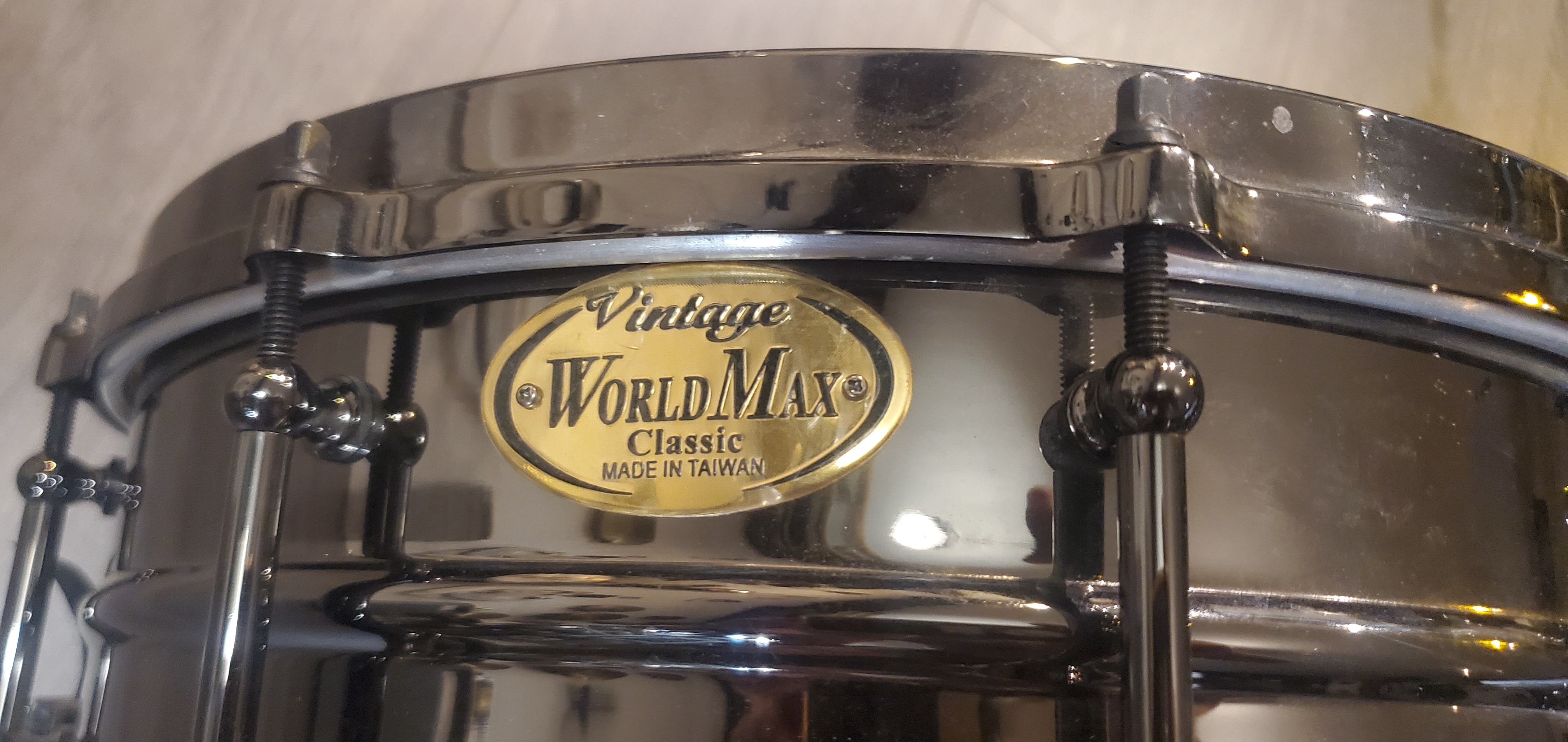 WorldMax Black Hawg (12000)