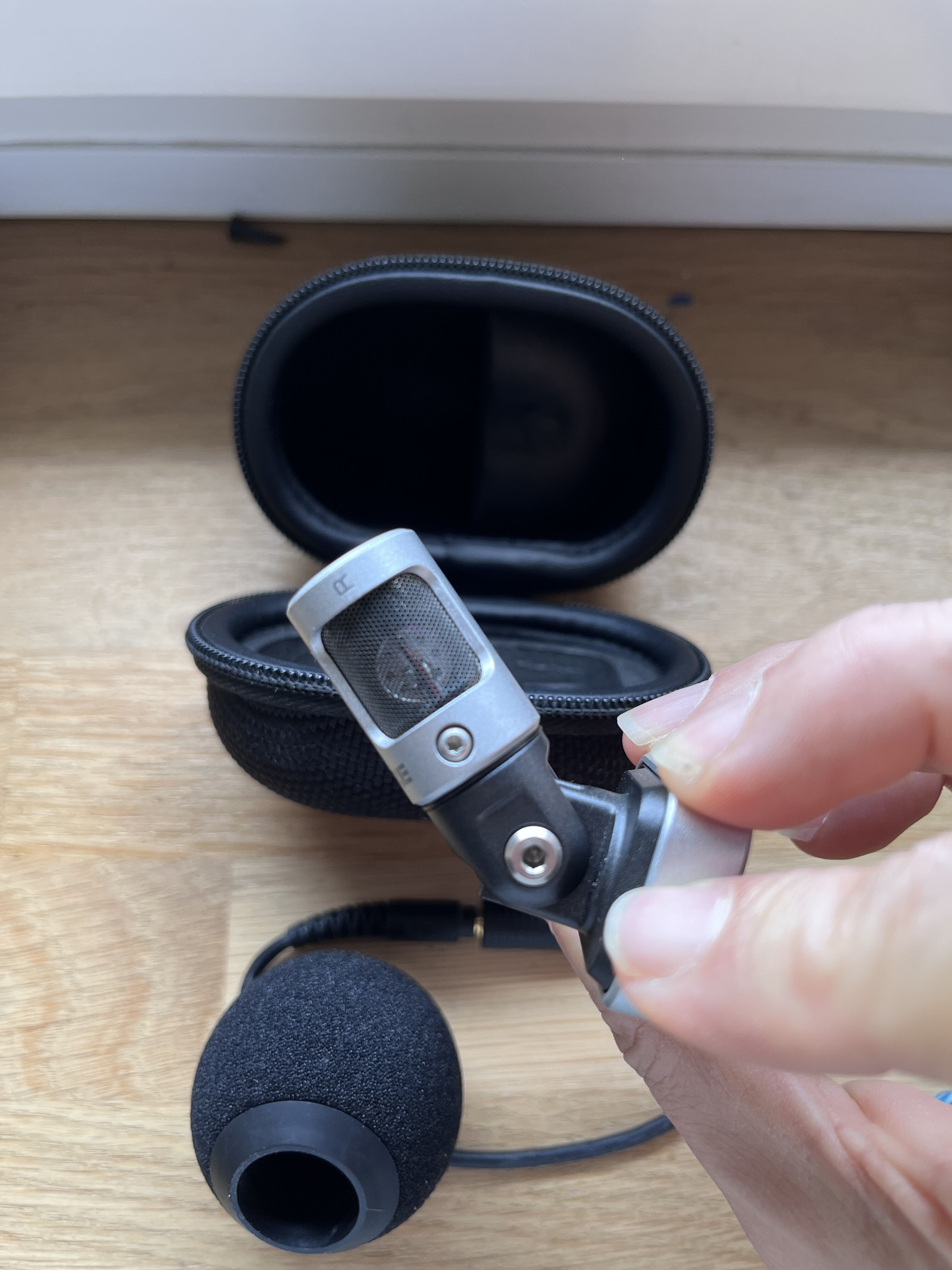 Shure MV88 (374)
