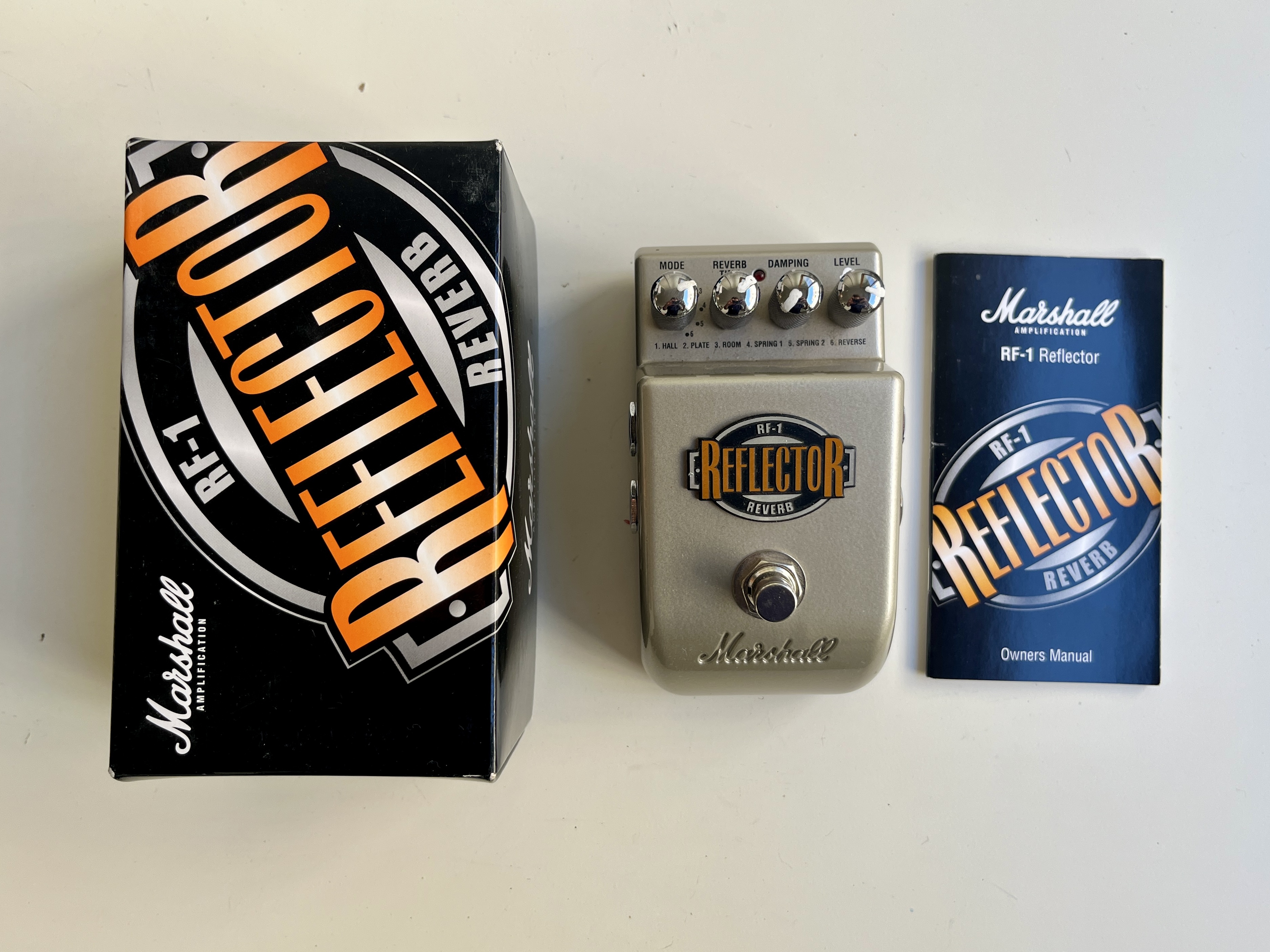 Marshall RF-1 Reverb avec boîte et notice