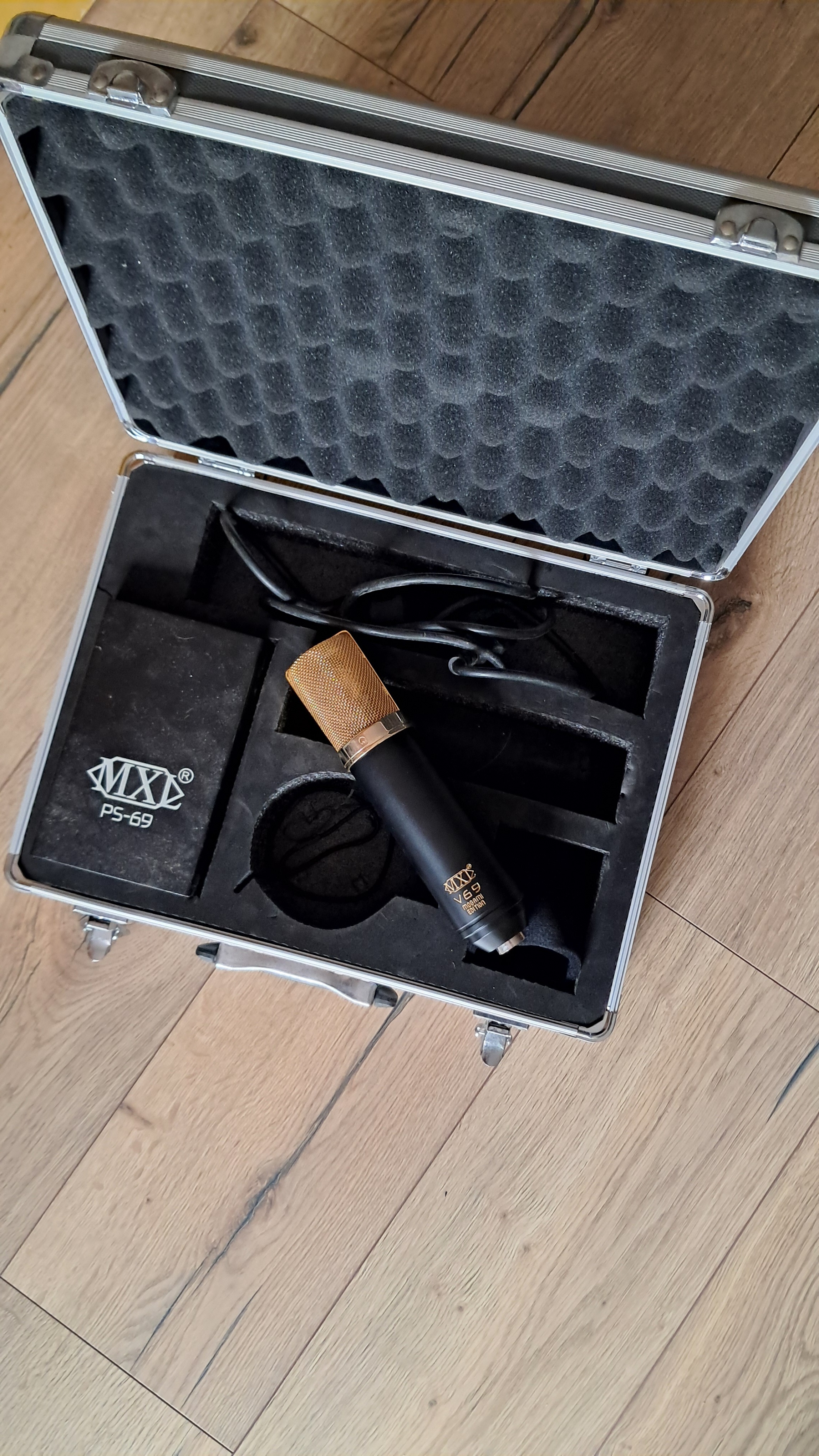 Micro MXL V69 Mogami edition