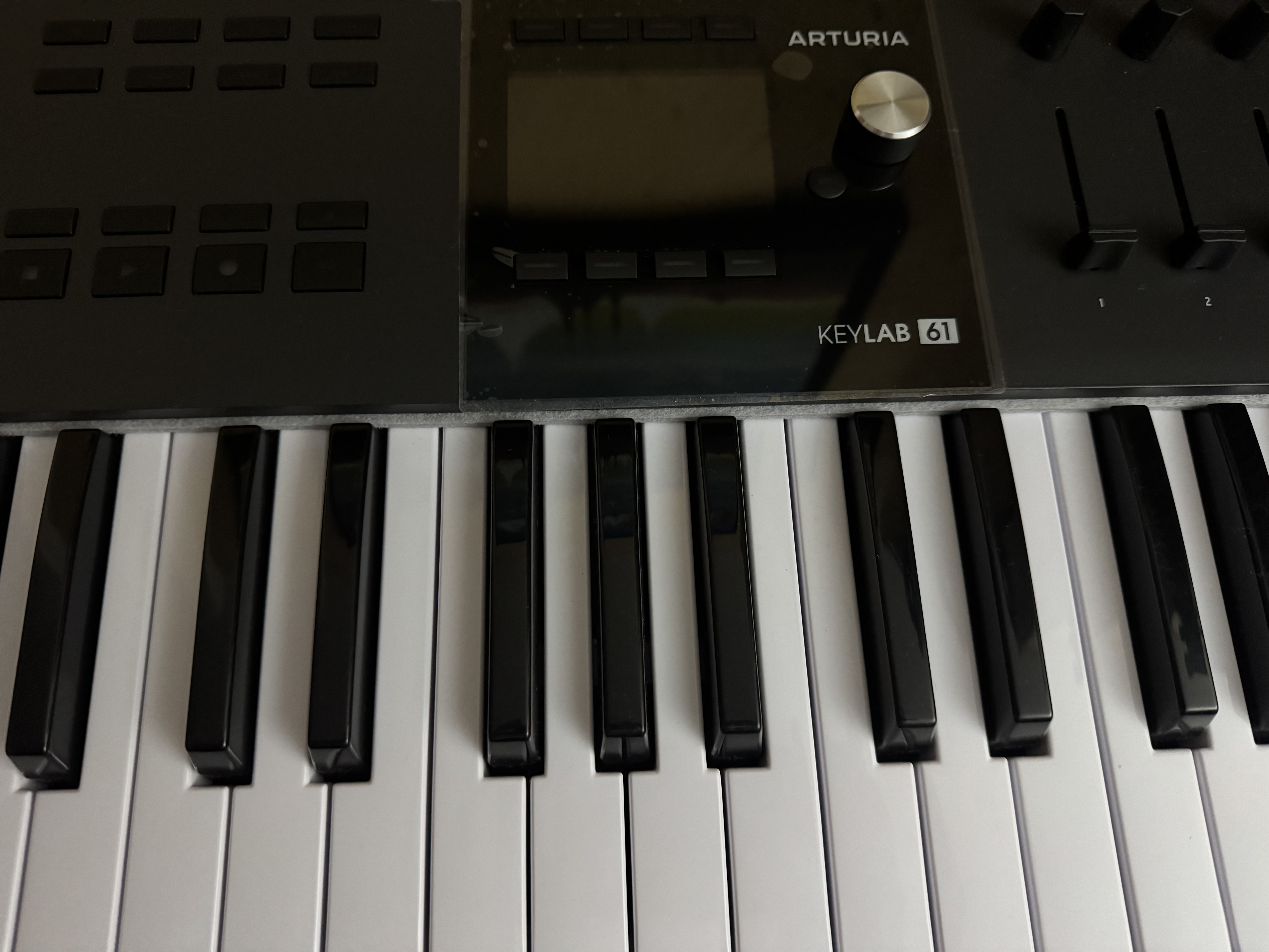 Arturia KeyLab 61 MK3 (29200)