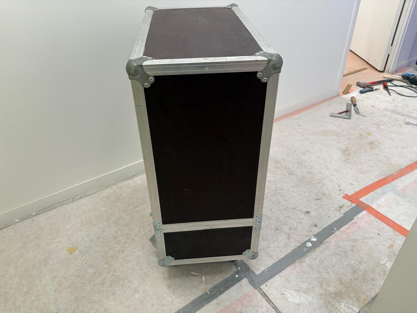 Flight case malle pro Feinball Polytcase – 73x40x82 cm