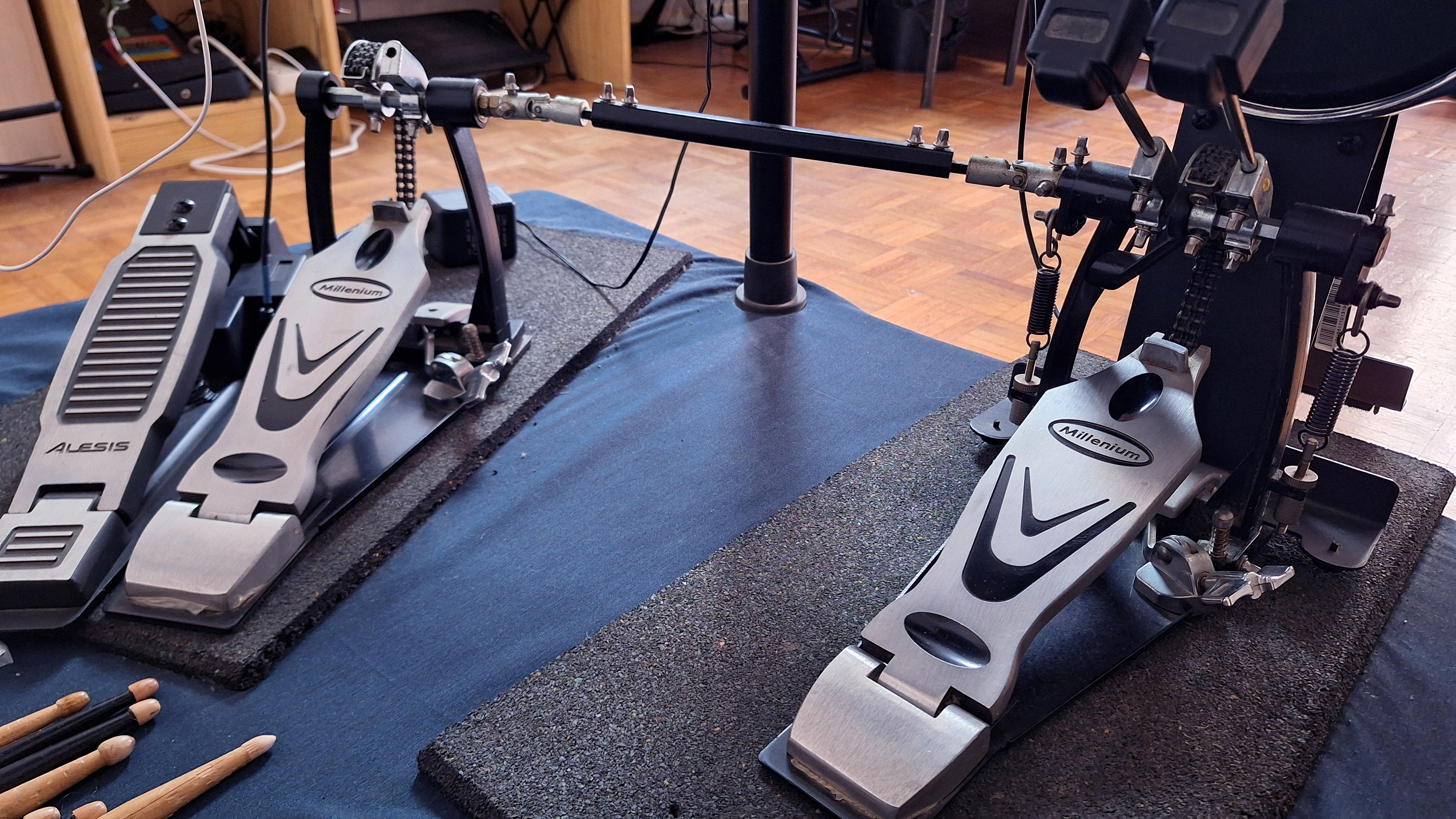 Alesis DM10 Studio Kit (2011) (52789)