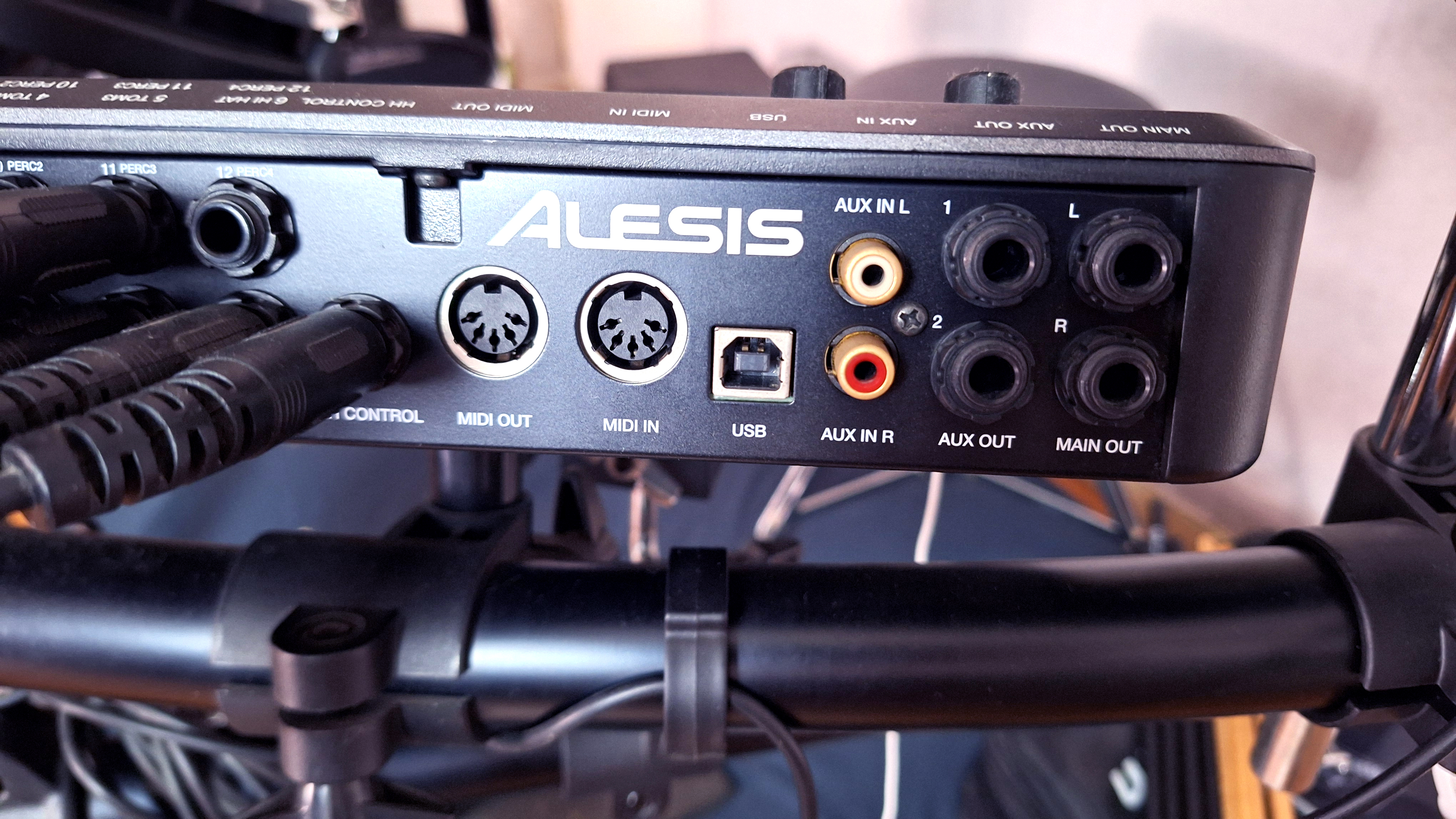 Alesis DM10 Studio Kit (2011) (84980)