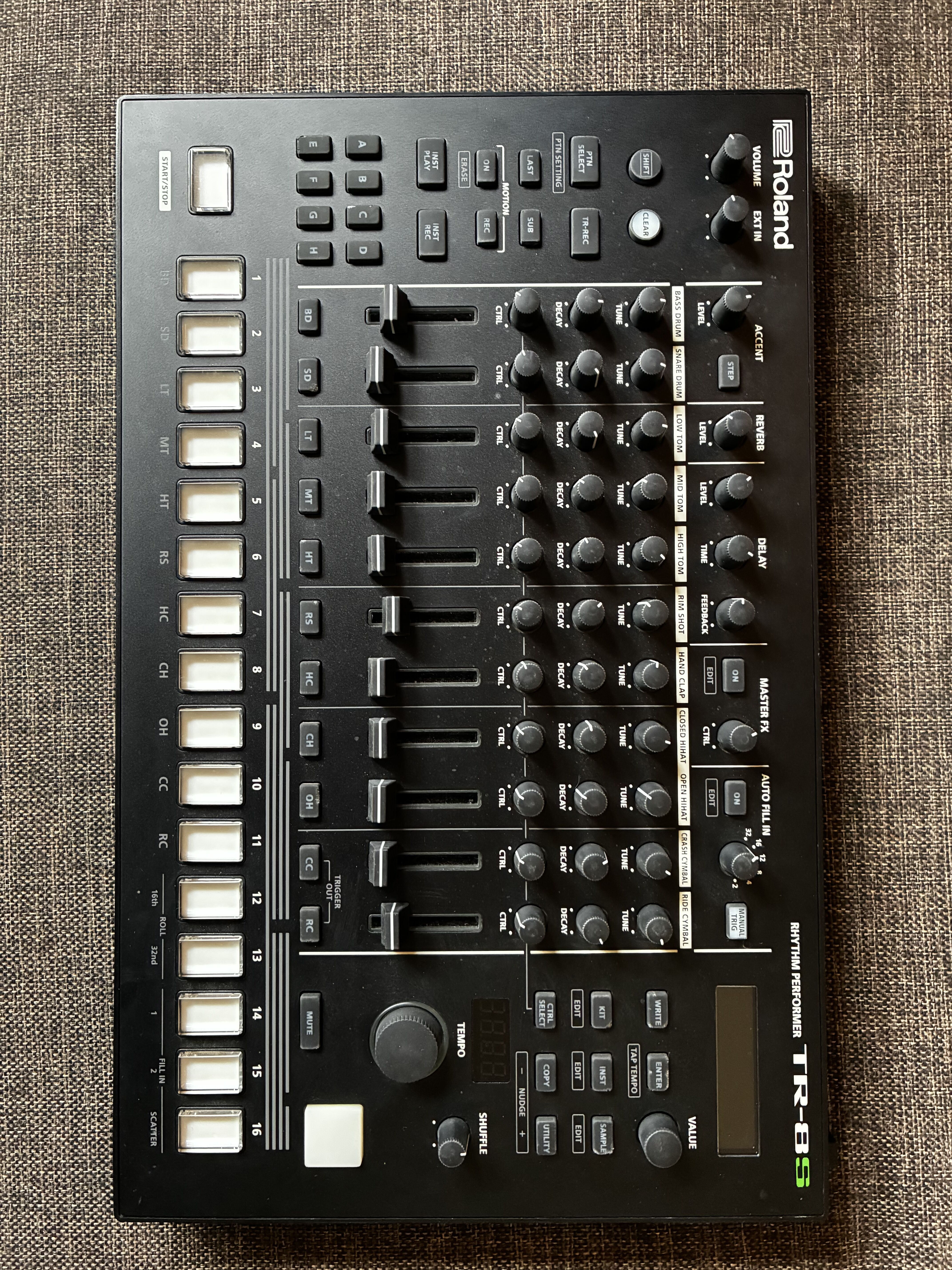 Vends TR8S
