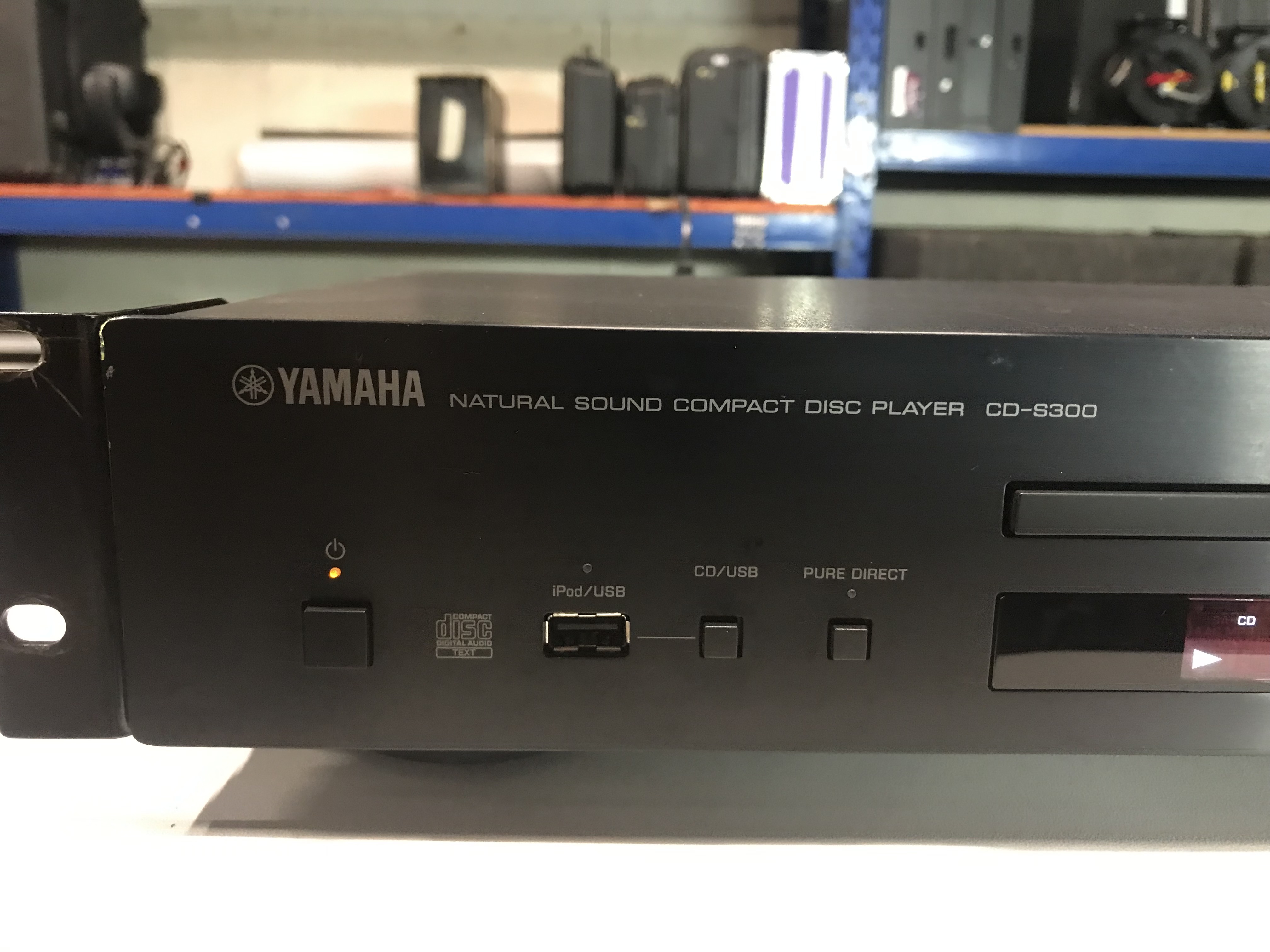 Yamaha CD-S300  (52008)