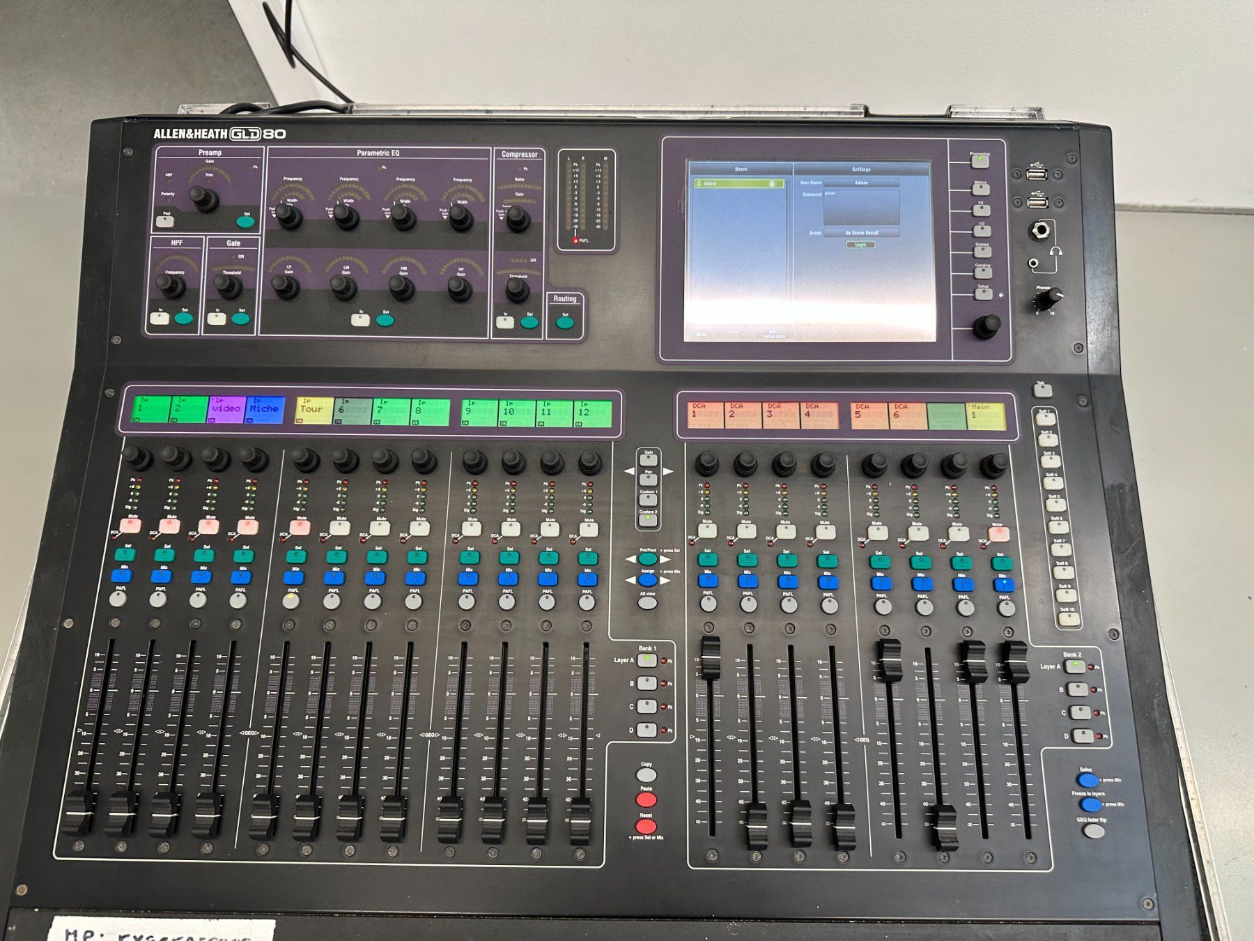 Allen & Heath GLD 80 + Flight case