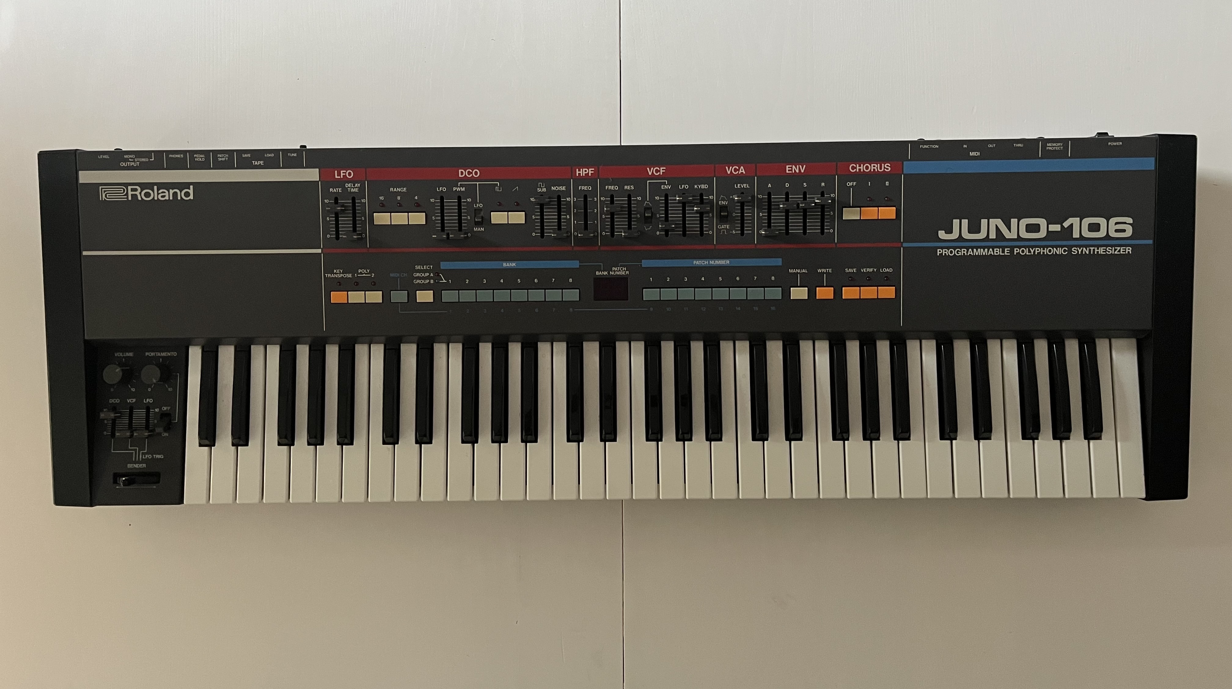 Roland JUNO-106 (91380)