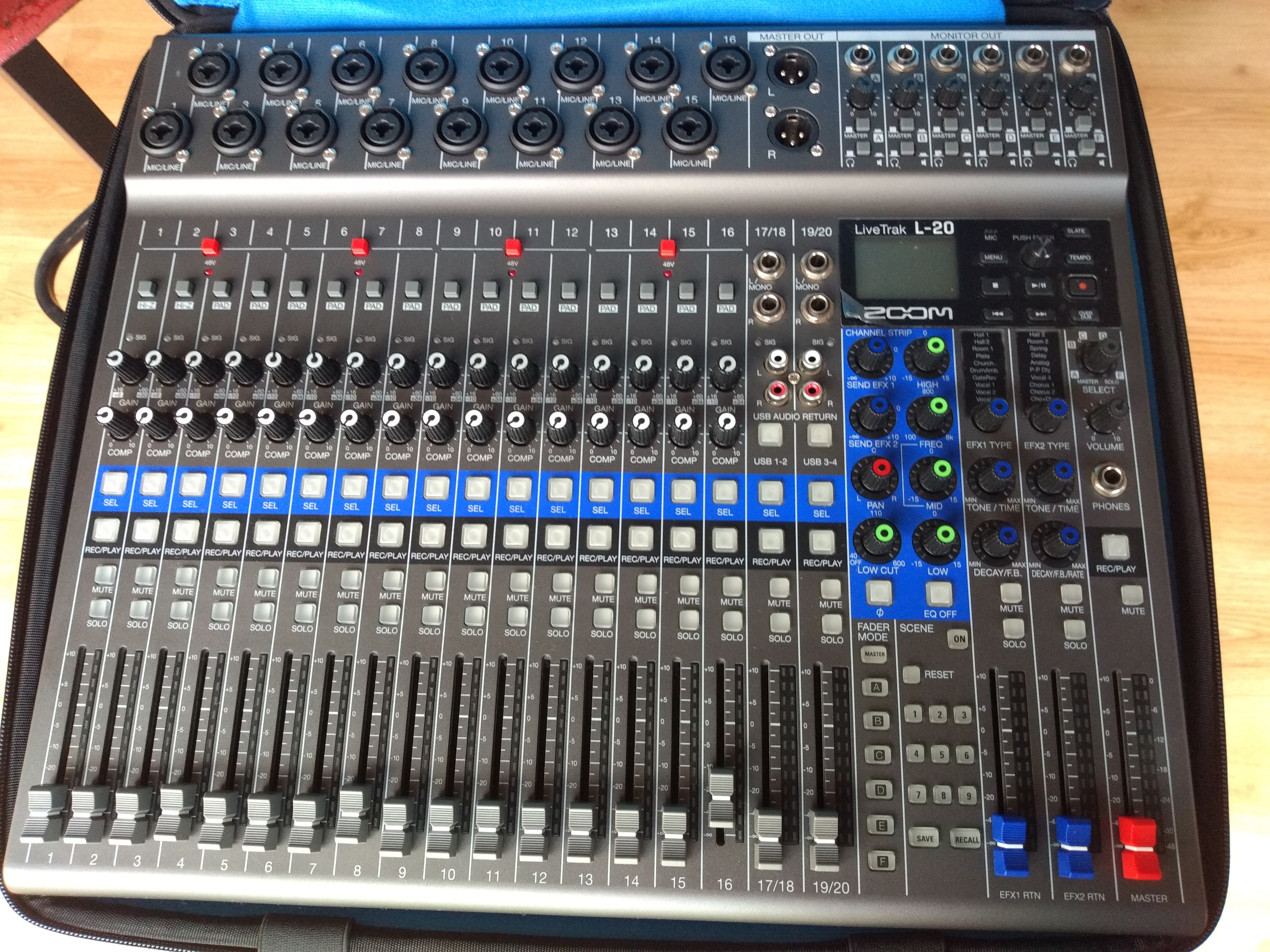 Vends Zoom L20