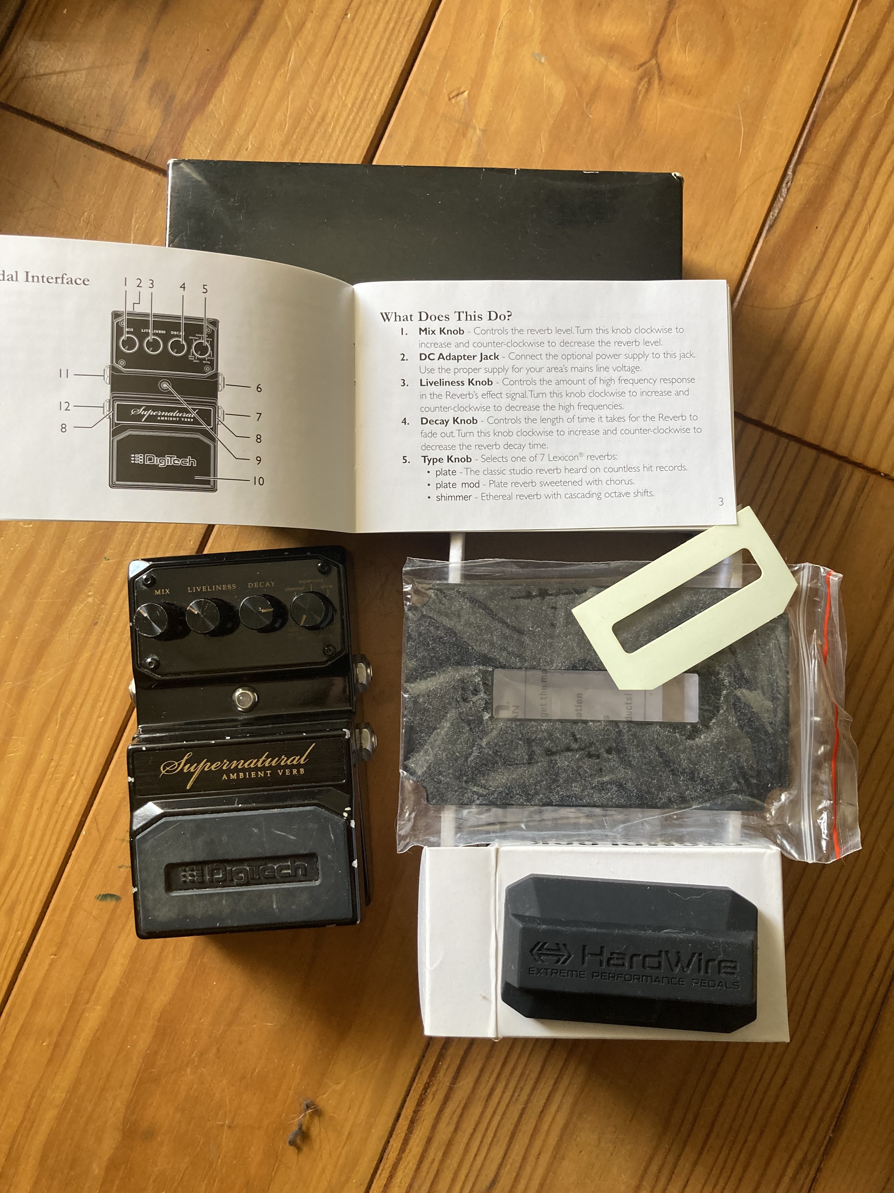 HardWire Pedals Supernatural Ambient Verb (43246)