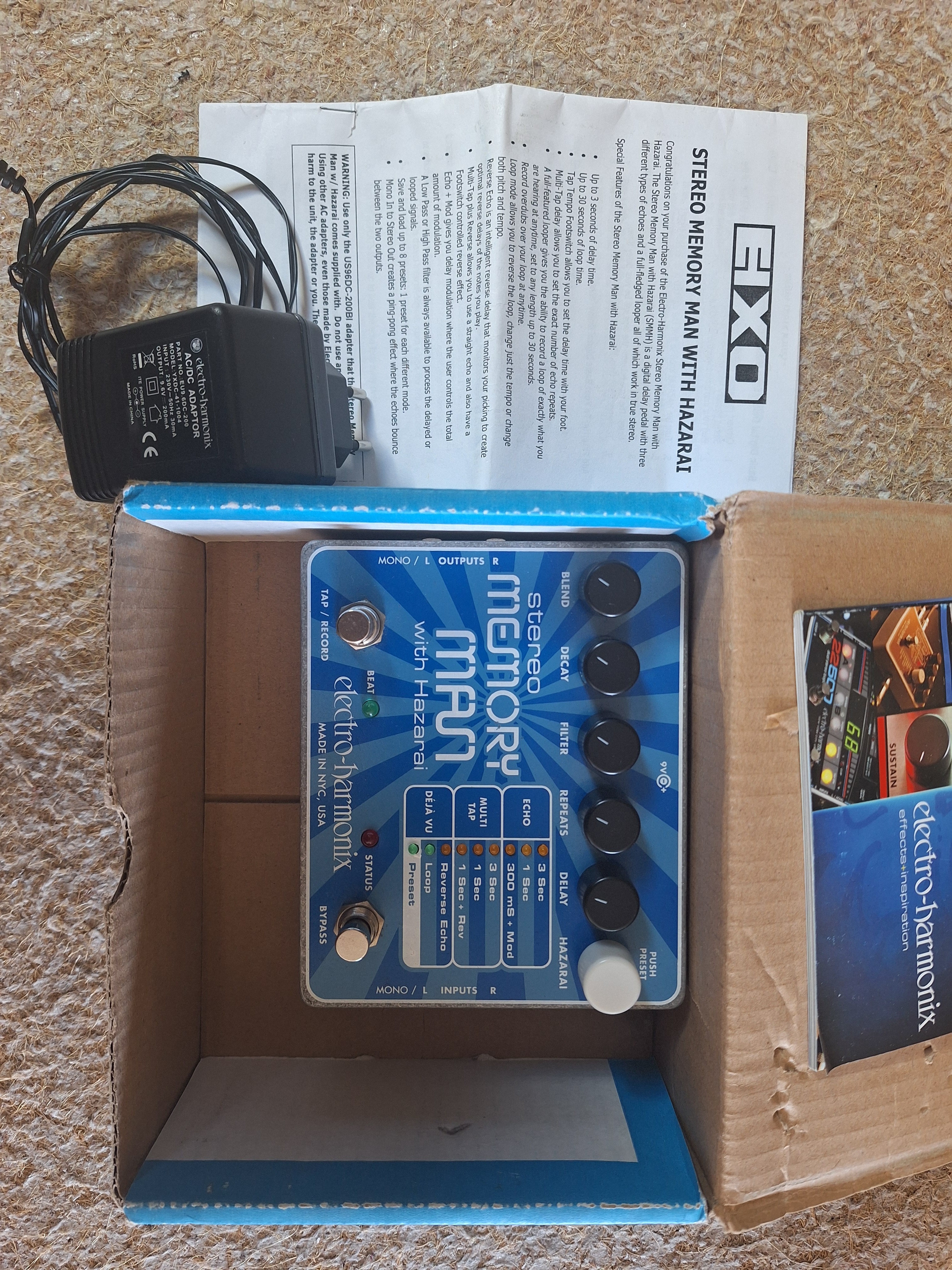 Pédale Electro-Harmonix Stereo Memory Man with Hazarai - Comme neuve & Complète