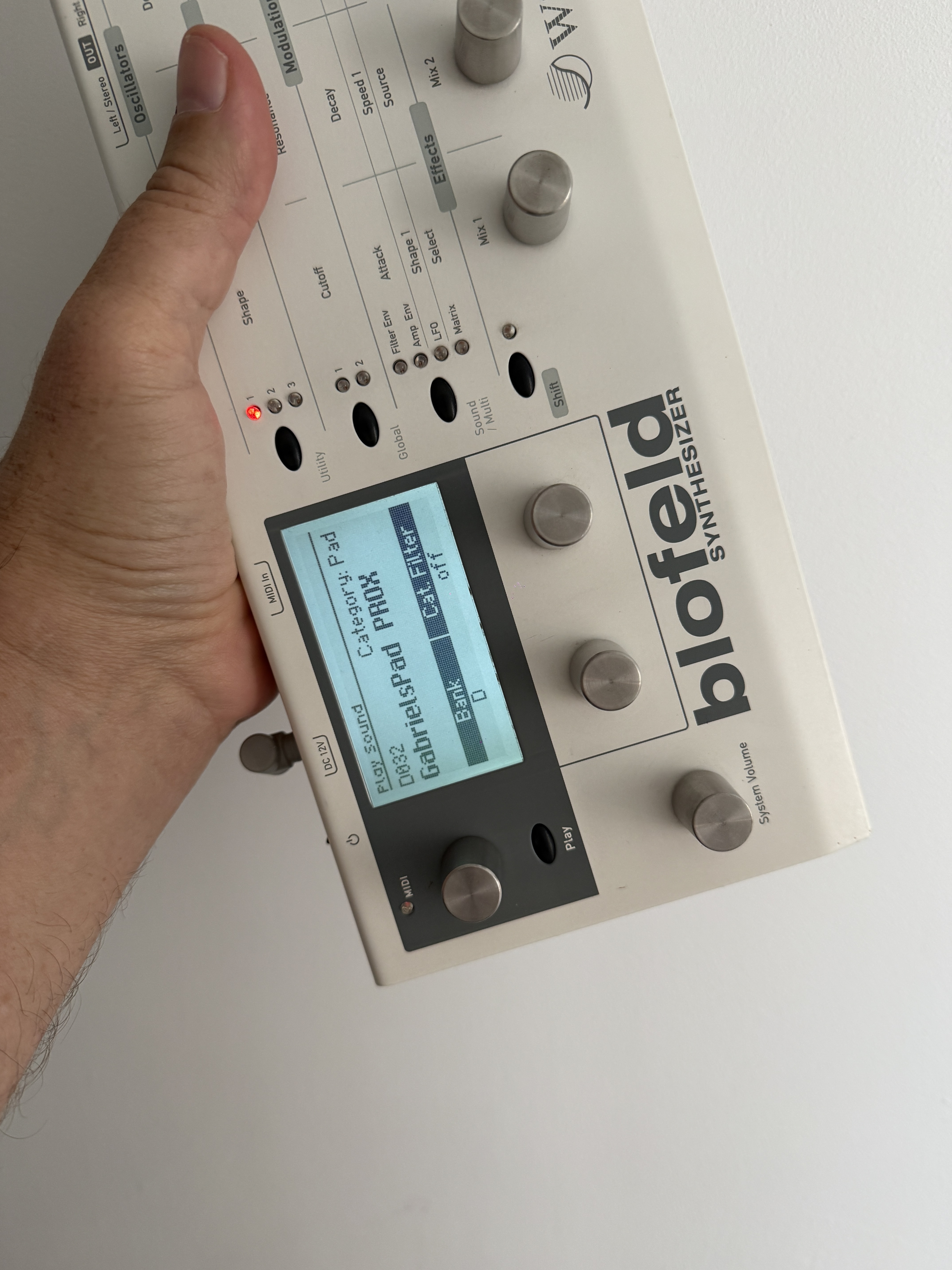 vends Waldorf Blofeld sans boite ni alim.