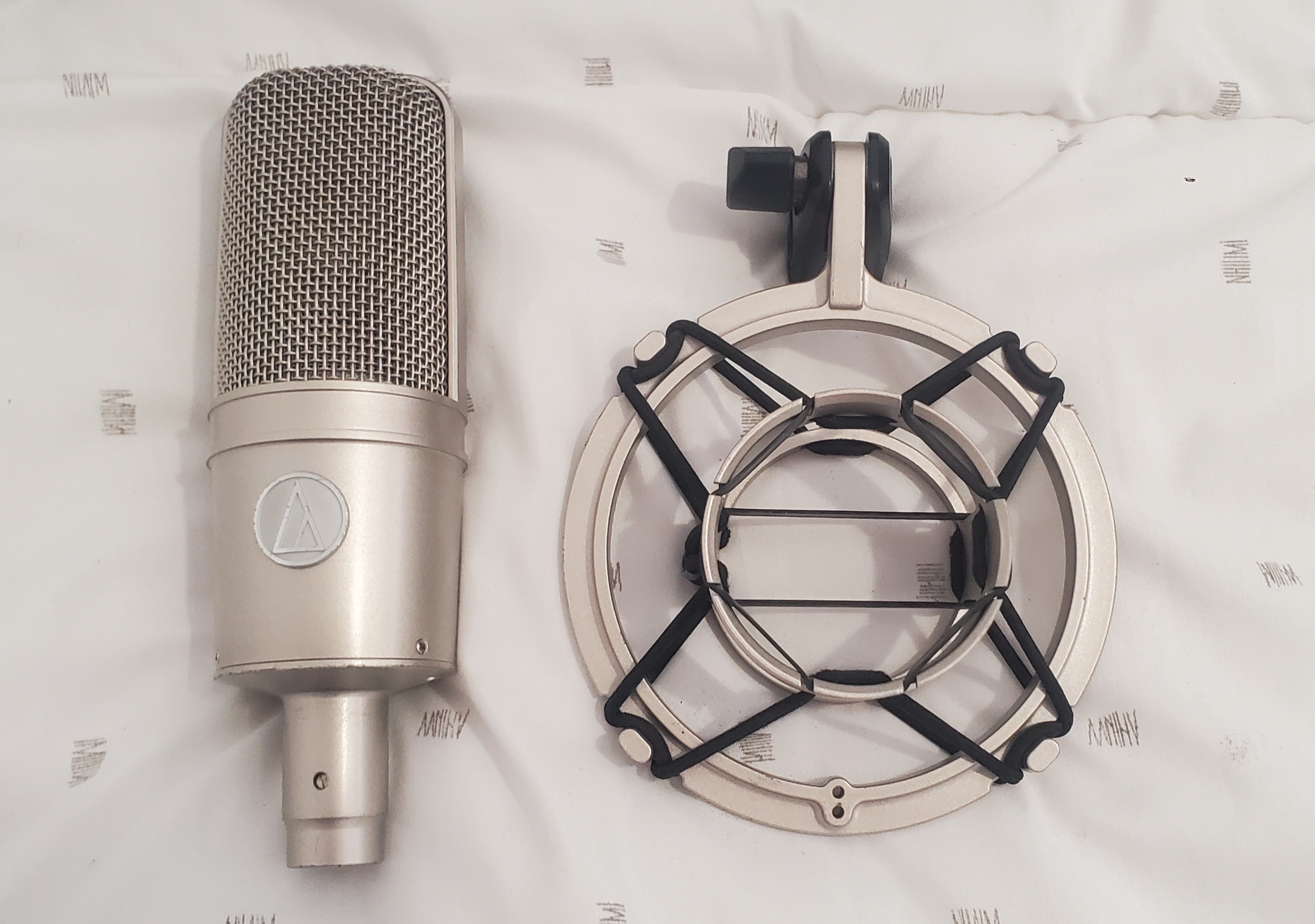 Audio-Technica AT4047/SV (4252)