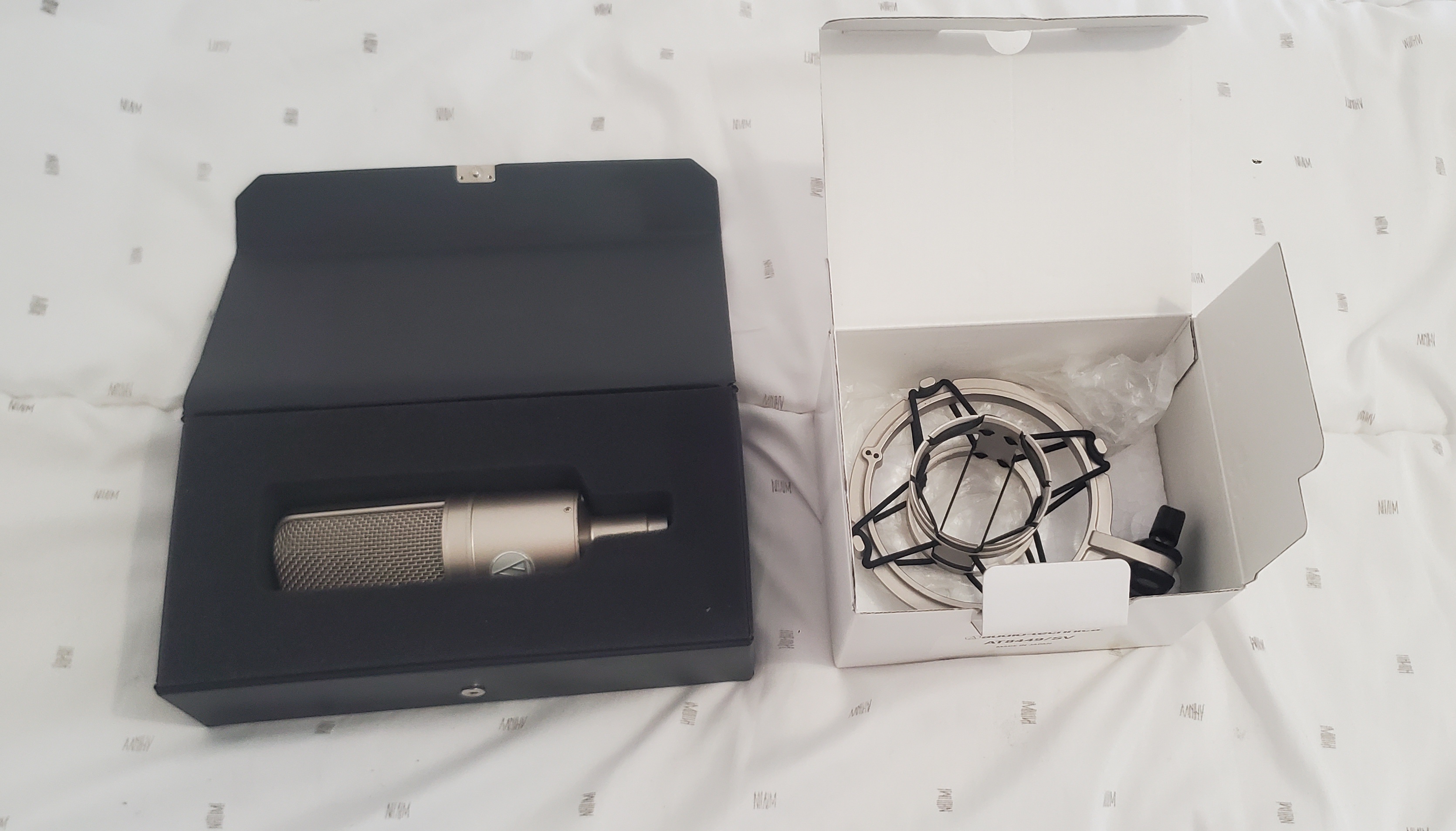 Audio-Technica AT4047/SV (3403)