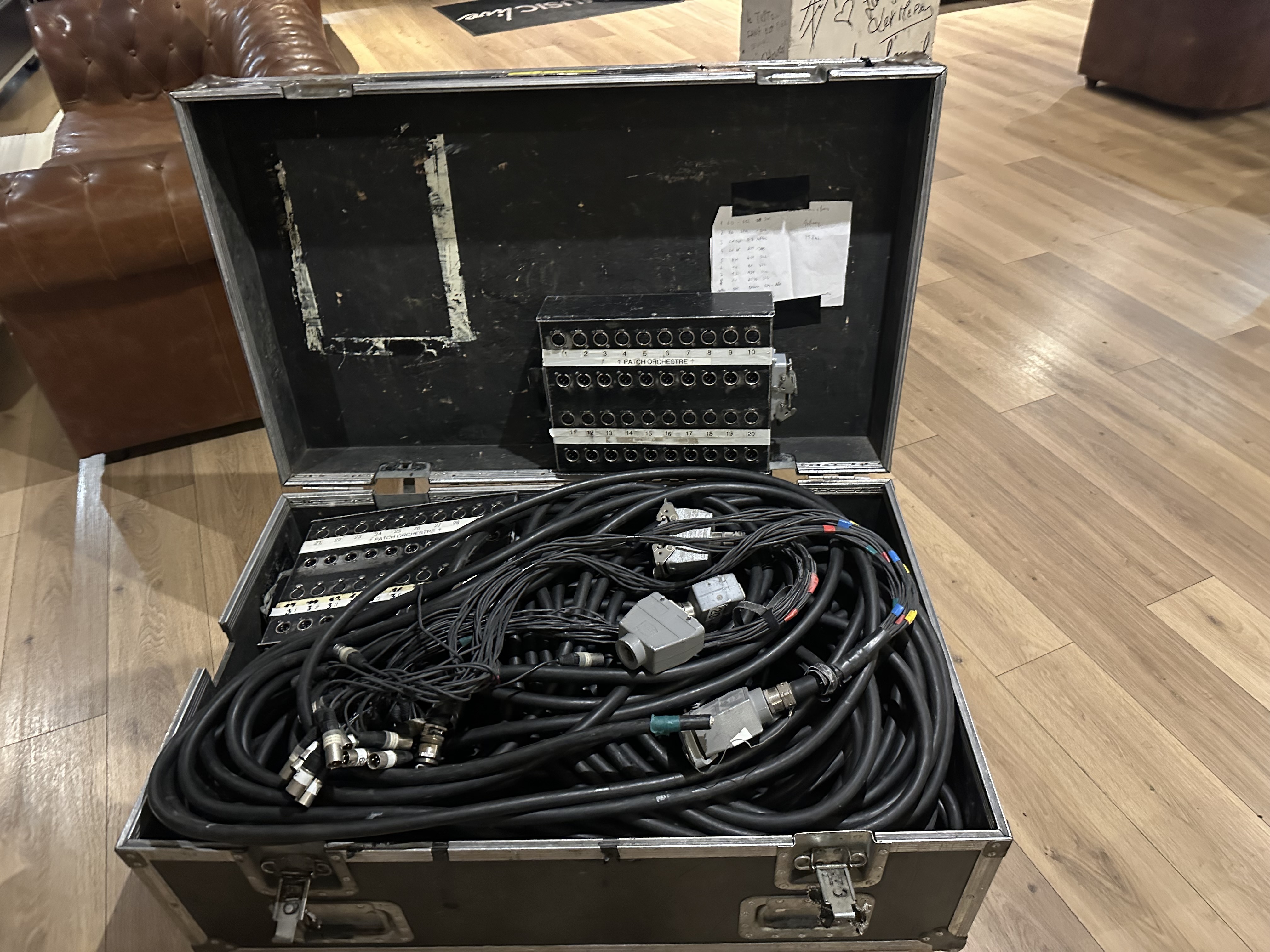 Flight case avec Multipaire 70m 40pairs (2 fois 20 pairs) - Harting