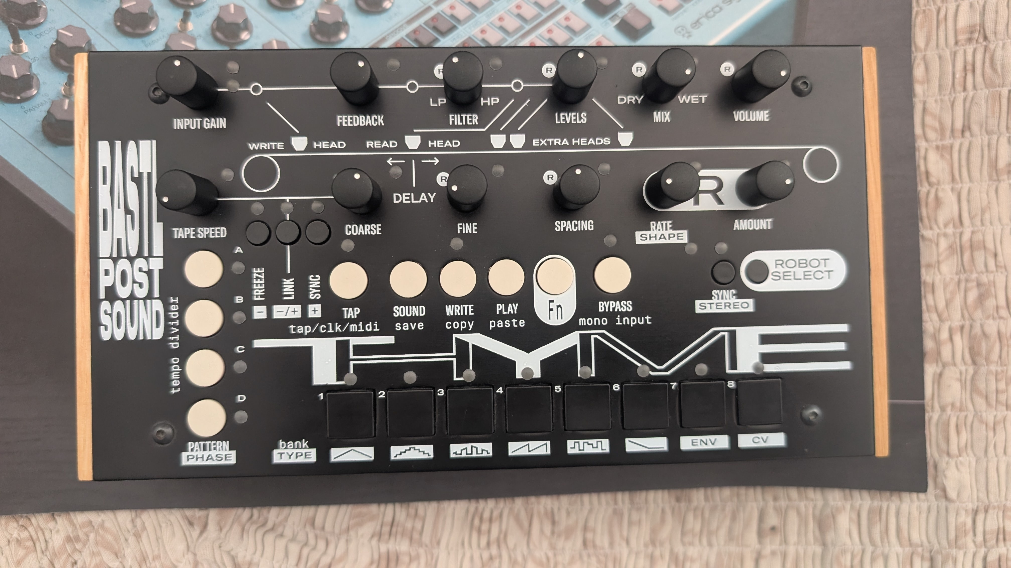 Vends Bastl Thyme 