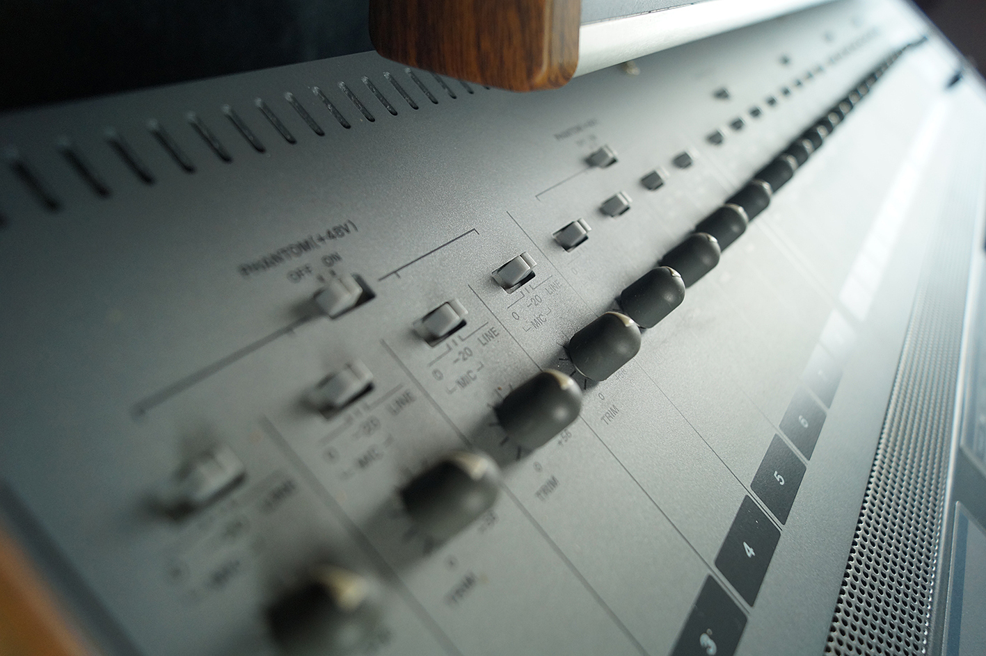 Tascam DM-4800 (5030)