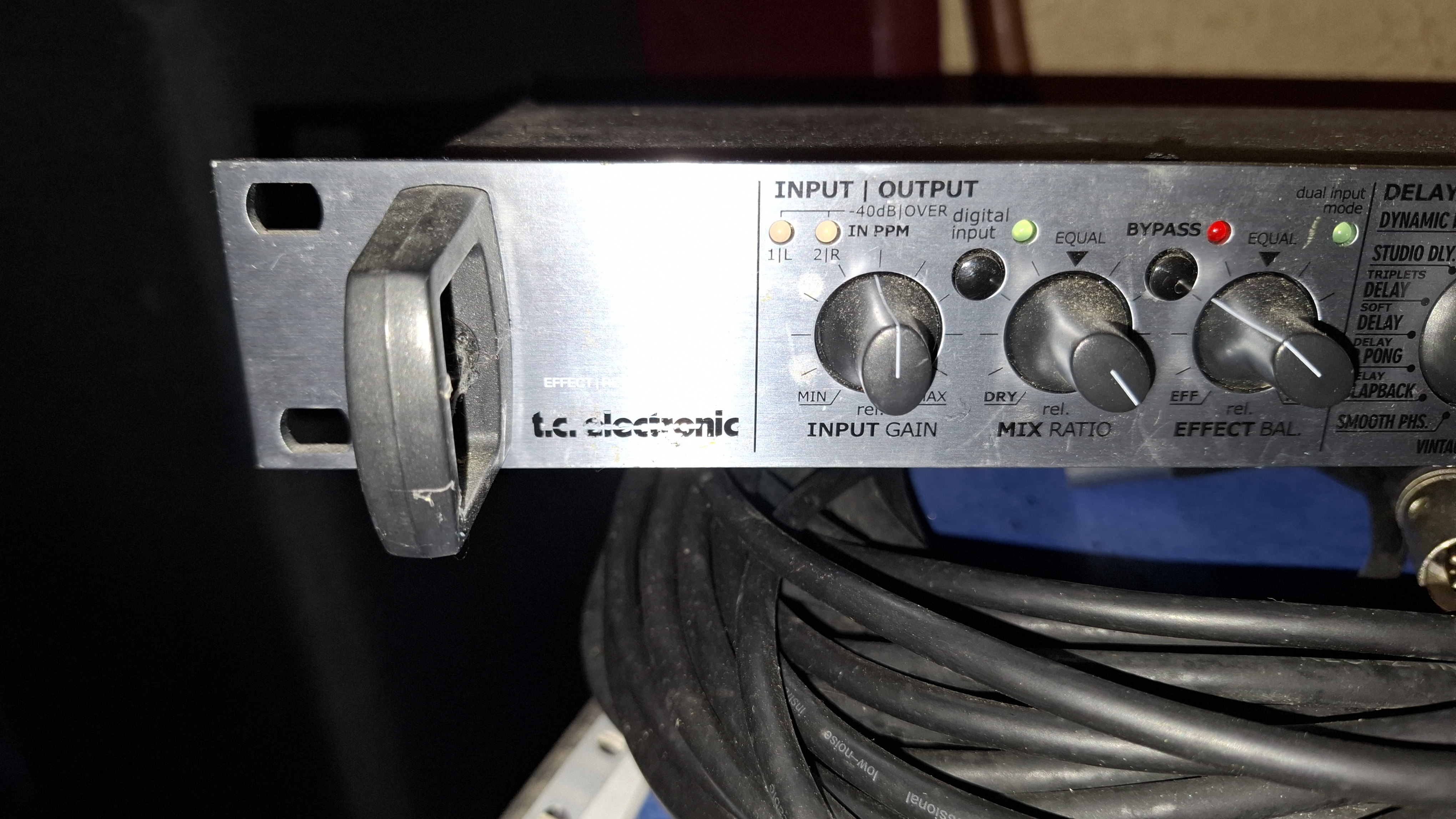 Vends TC Electronic M350 Multi-effets rackable