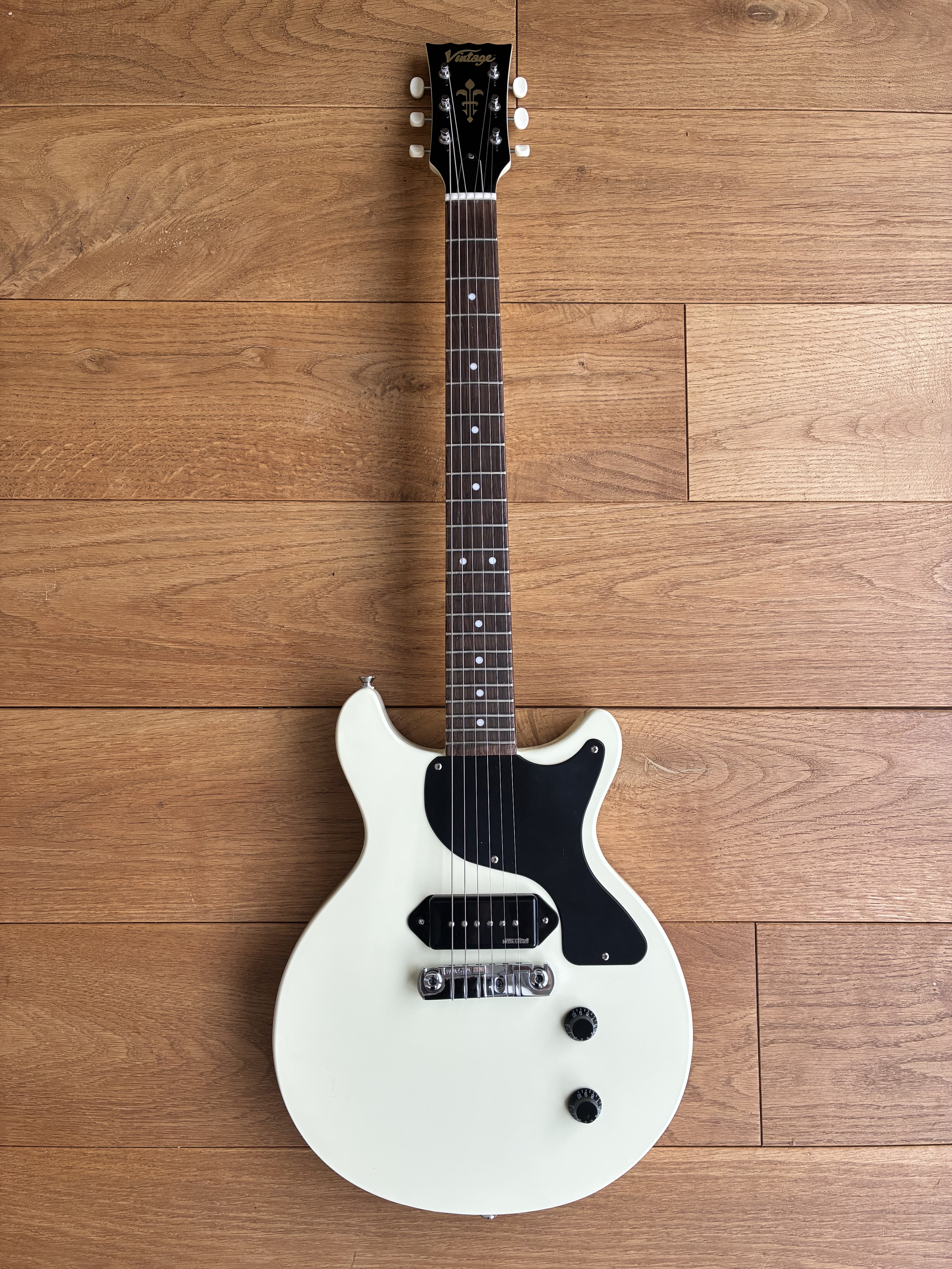 Vintage V130 DC type Les Paul Junior