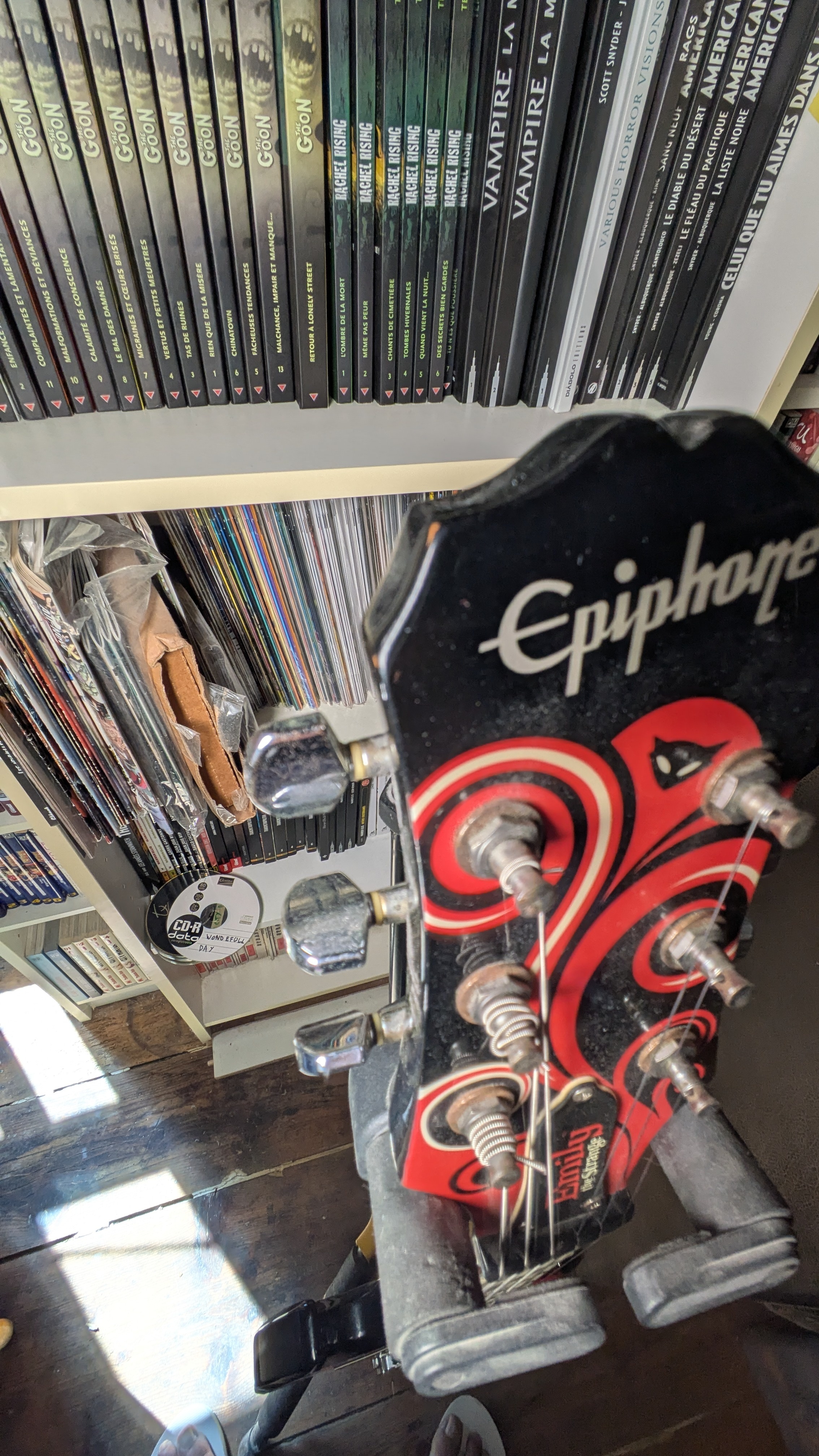 Epiphone Emily the Strange G-310 (81095)