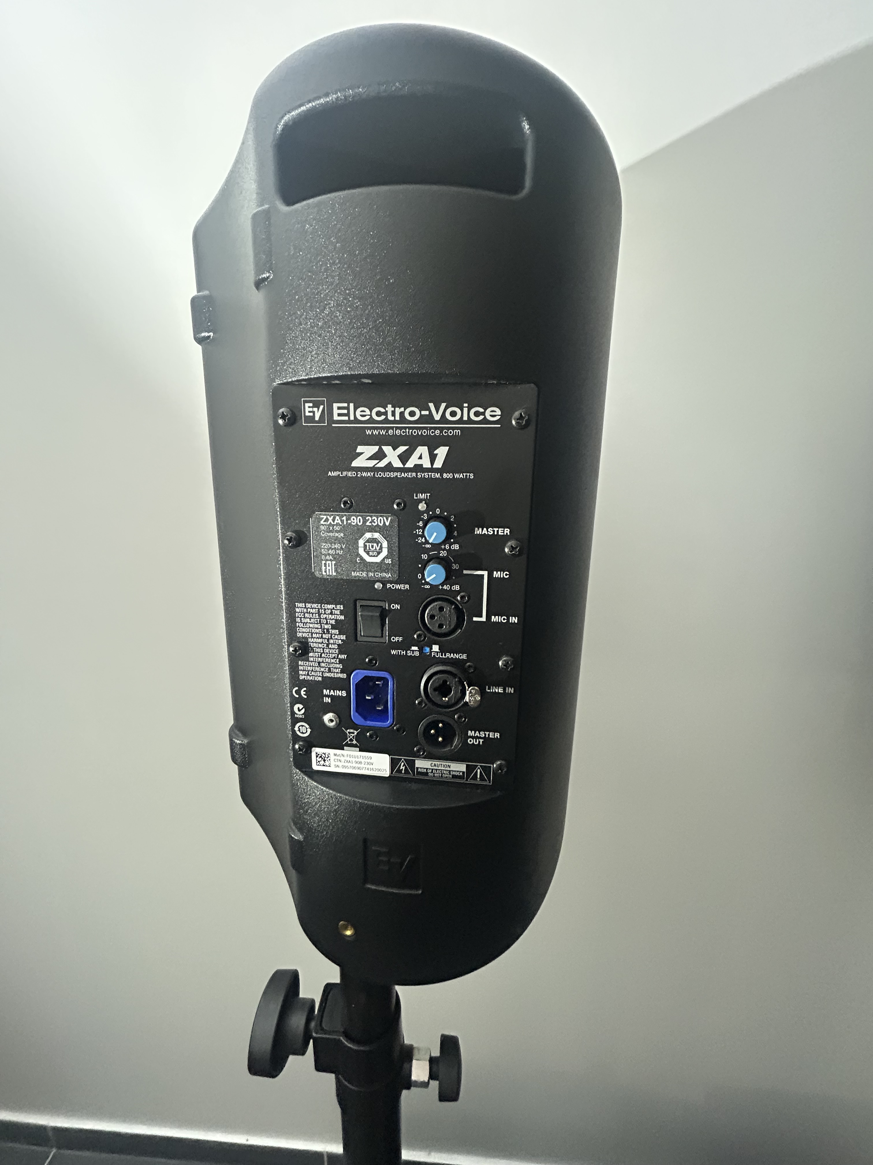 Electro-Voice ZX-1 A et SUB ZX-A (99219)