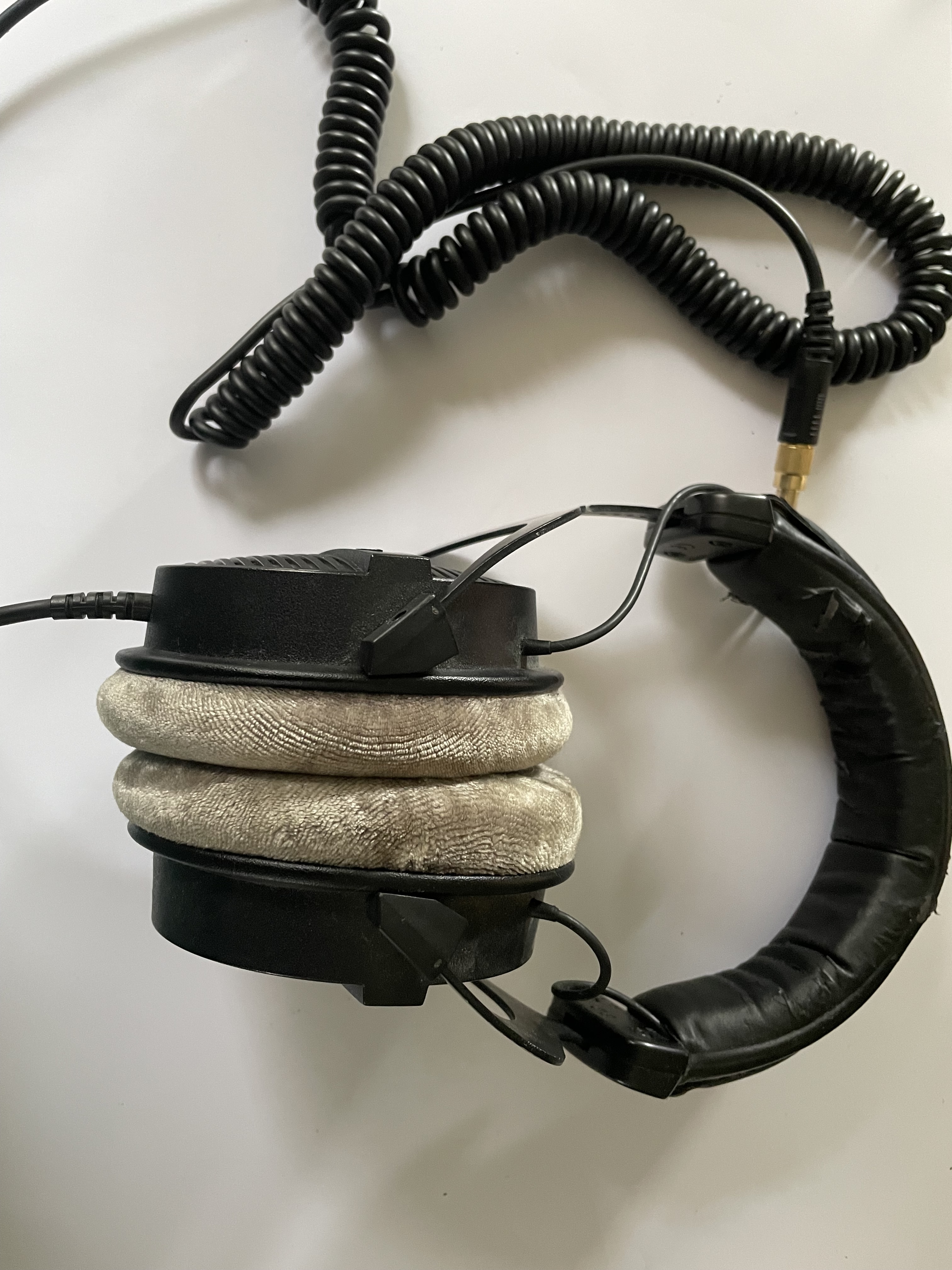 Casque BEYERDYNAMIC DT990 PRO