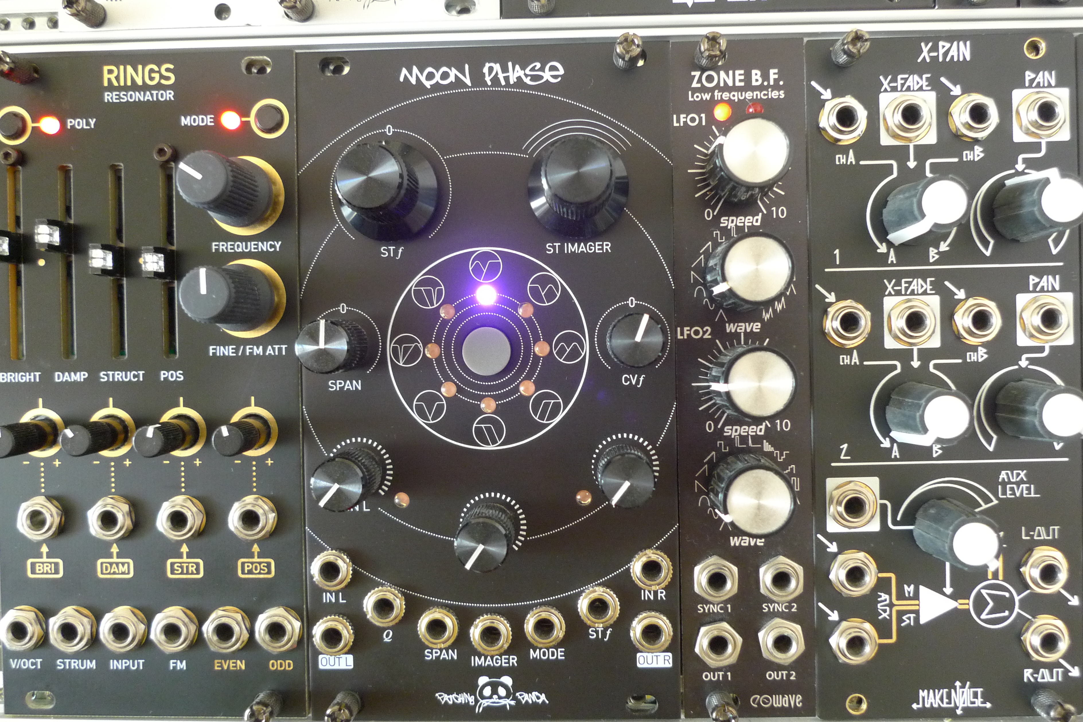 Vends Moon Phase de Patching Panda filtre multimode module eurorack 