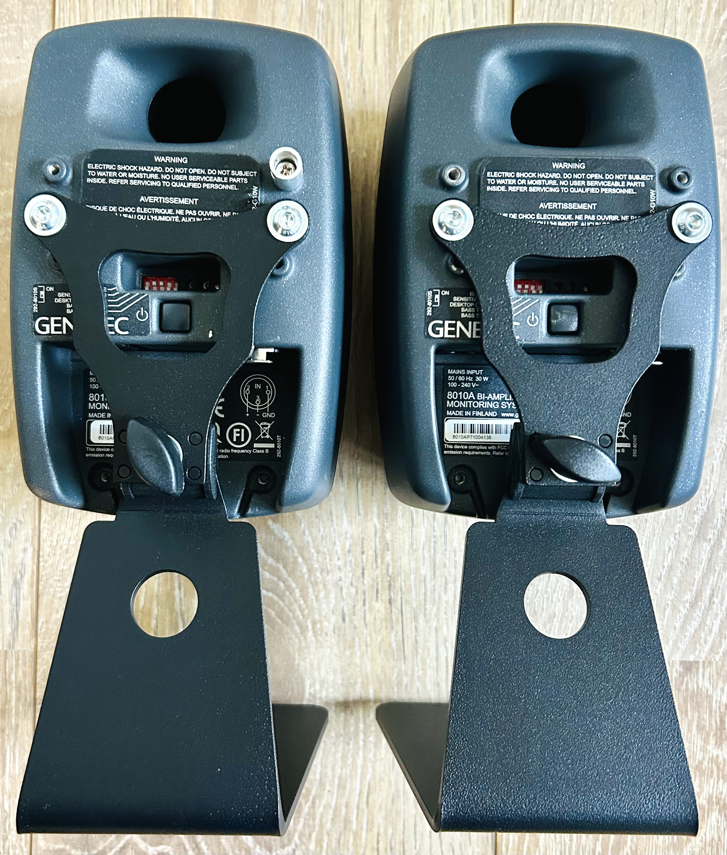 Genelec 8010A 02