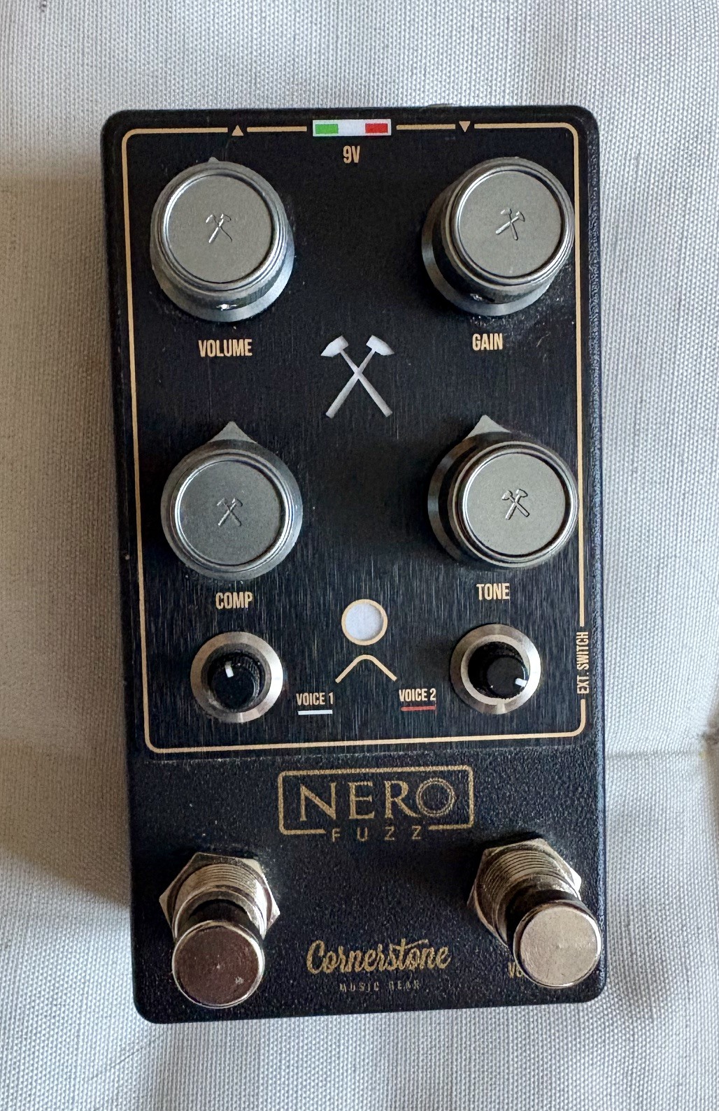 Vends CornerStone NERO FUZZ
