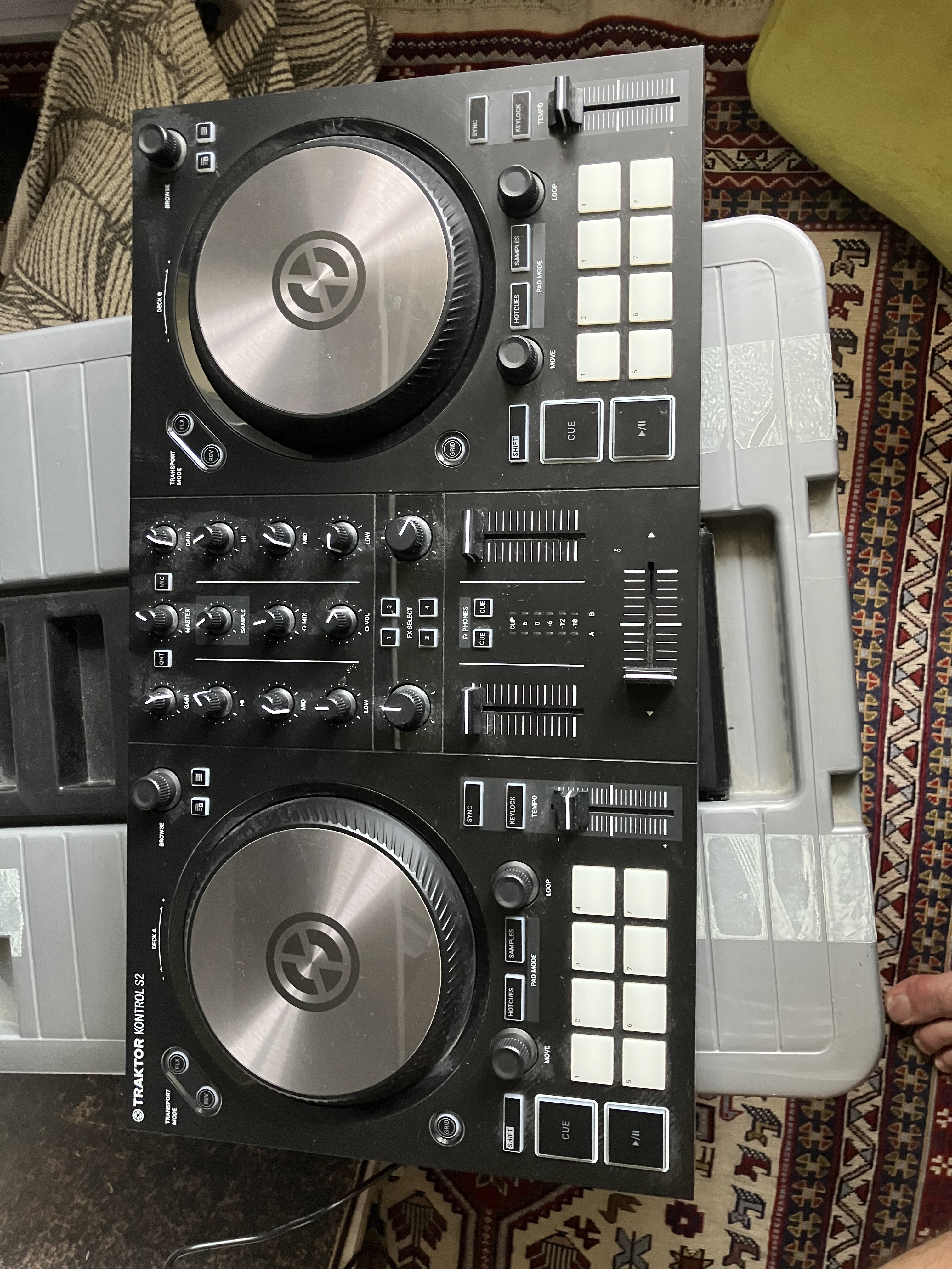 vends contrôleur dj usb traktor kontrol S2